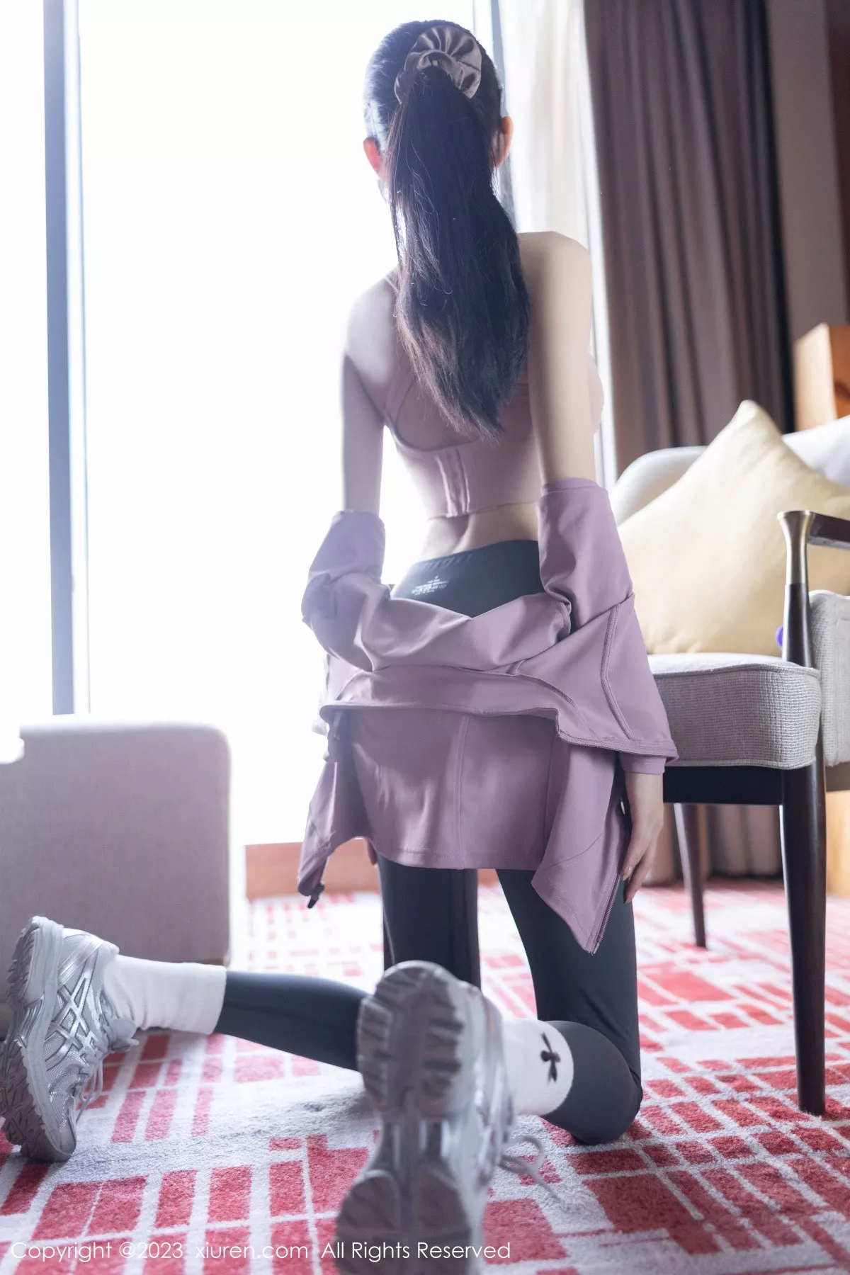 [[XiuRen秀人网]秀人网]No.7438_模特程程程健身房紫灰色上衣配灰色运动裤秀曼妙身姿诱惑写真84P