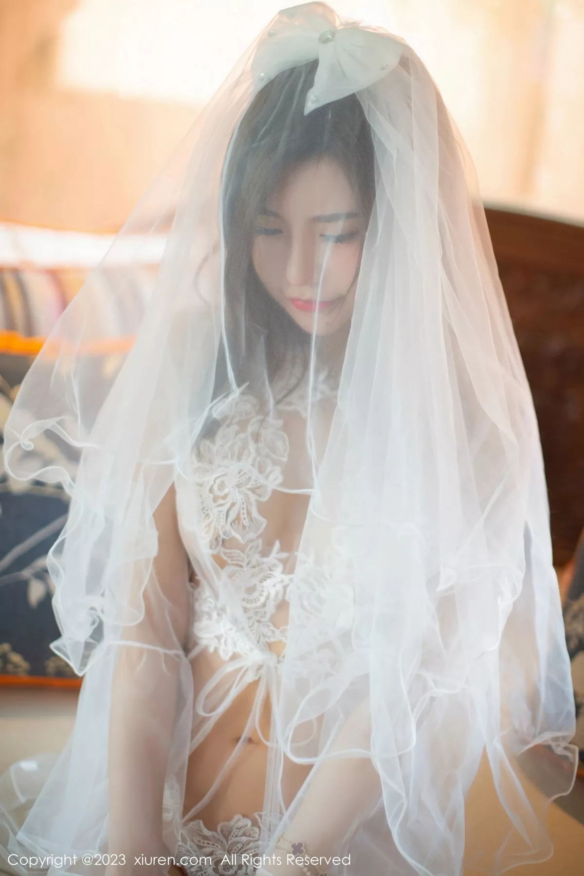 [[XiuRen秀人网]秀人网]No.7456_模特绮里嘉ula性感白色婚纱服饰配白色丝袜秀惹火身材诱惑写真80P