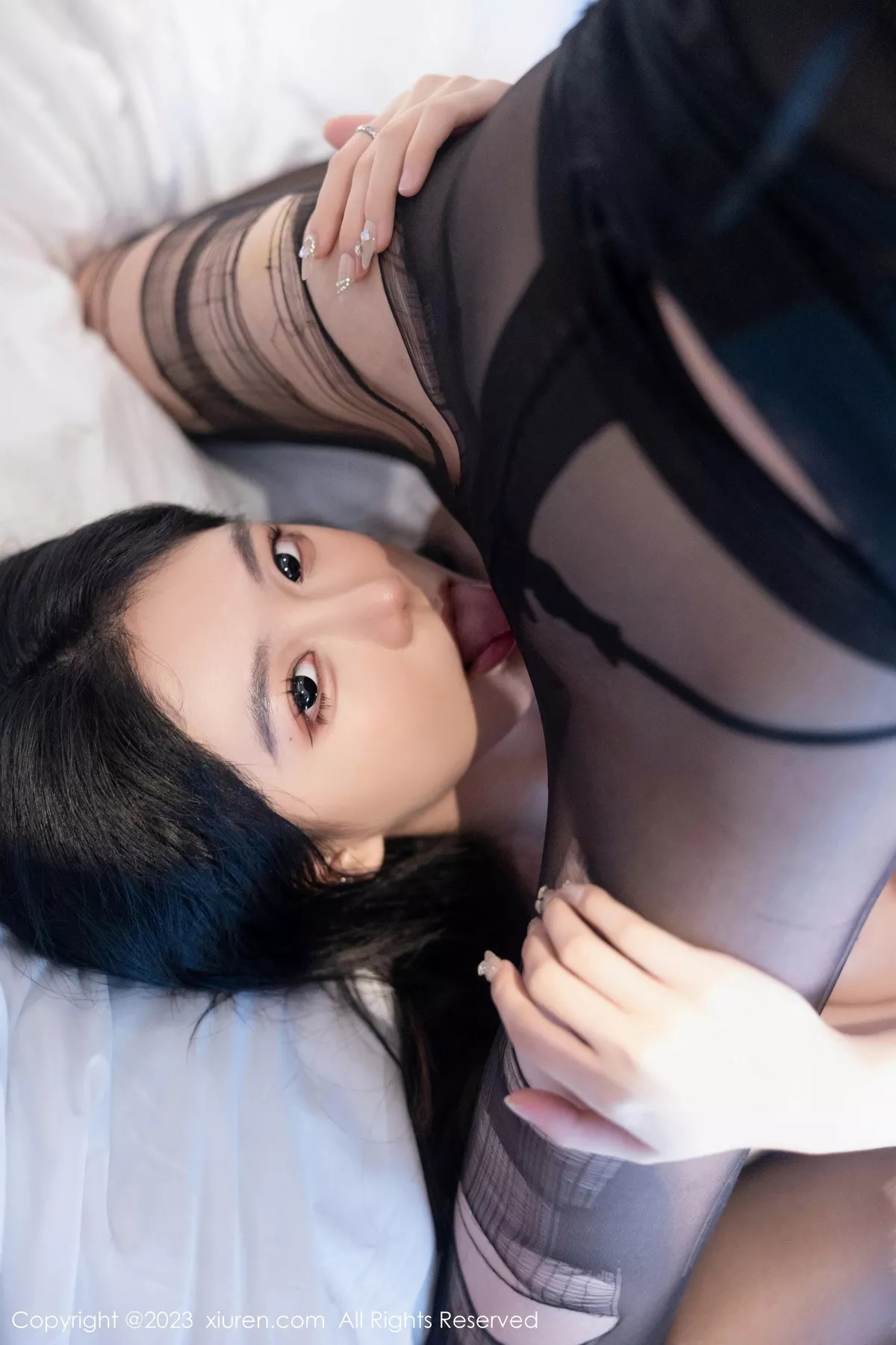 [[XiuRen秀人网]秀人网]No.7464_模特合集幼幼＆唐宁宁私房性感黑色情趣服配黑丝裤袜魅惑写真94P