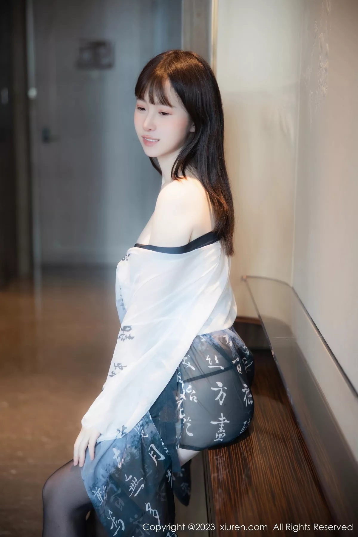 [[XiuRen秀人网]秀人网]No.7459_模特林悠悠性感黑白薄纱古装服饰配黑丝袜秀曼妙身姿诱惑写真84P