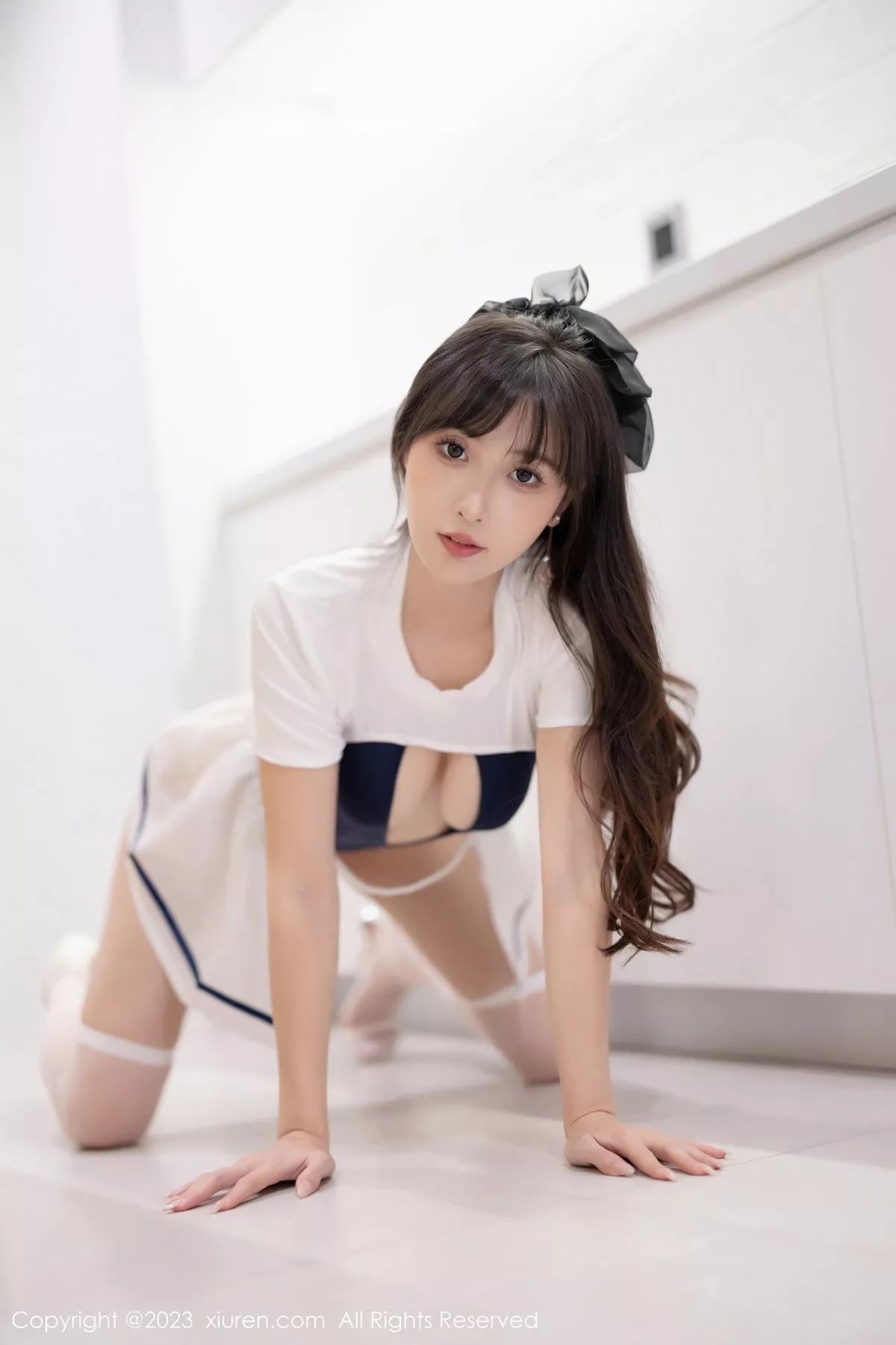 [[XiuRen秀人网]秀人网]No.7468_模特林星阑蓝白色连衣短裙+黑色薄纱连体衣秀苗条身姿诱惑写真85P