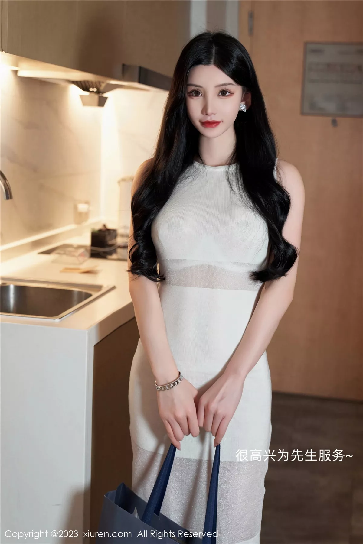 [[XiuRen秀人网]秀人网]No.7510_女神周于希Sally黑色女仆装+白色蕾丝内衣秀完美身材诱惑写真84P