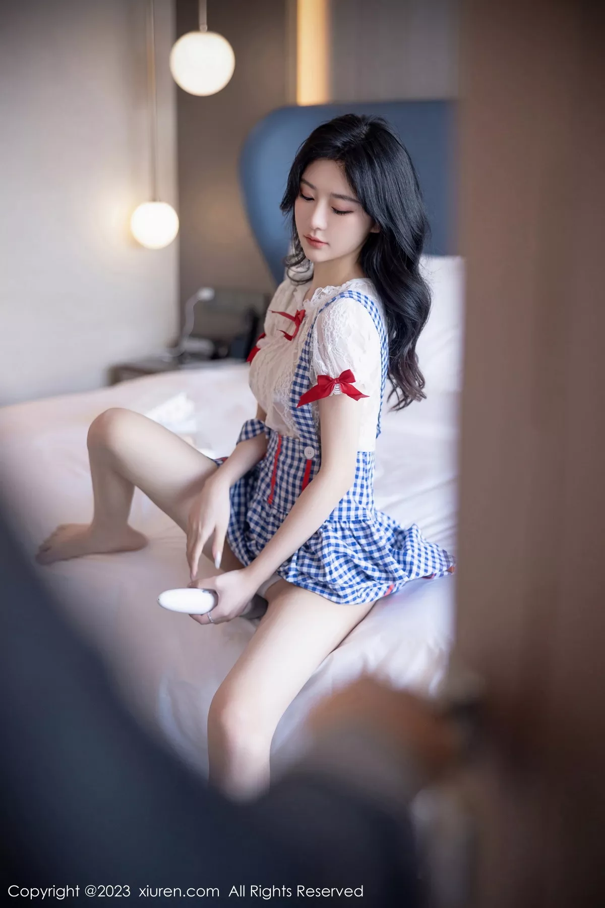[[XiuRen秀人网]秀人网]No.7509_模特幼幼性感蓝白格子萝莉裙服饰多面视角秀完美身材诱惑写真110P