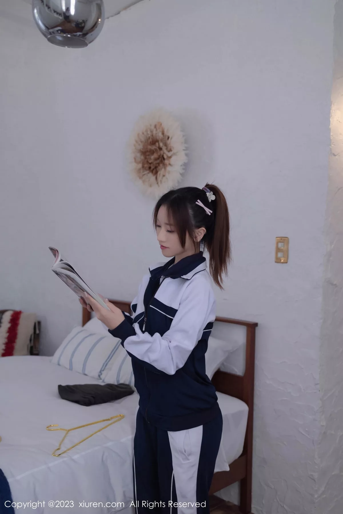 [[XiuRen秀人网]秀人网]No.7528_模特杏子Yada脱普蓝色学妹制服露白色内衣秀曼妙身姿诱惑写真89P