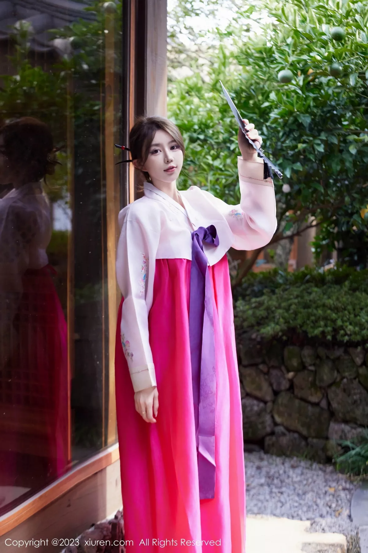 [[XiuRen秀人网]秀人网]No.7522_模特tina_甜仔性感红色大长今服饰半脱秀凹凸身材惹火诱惑写真58P
