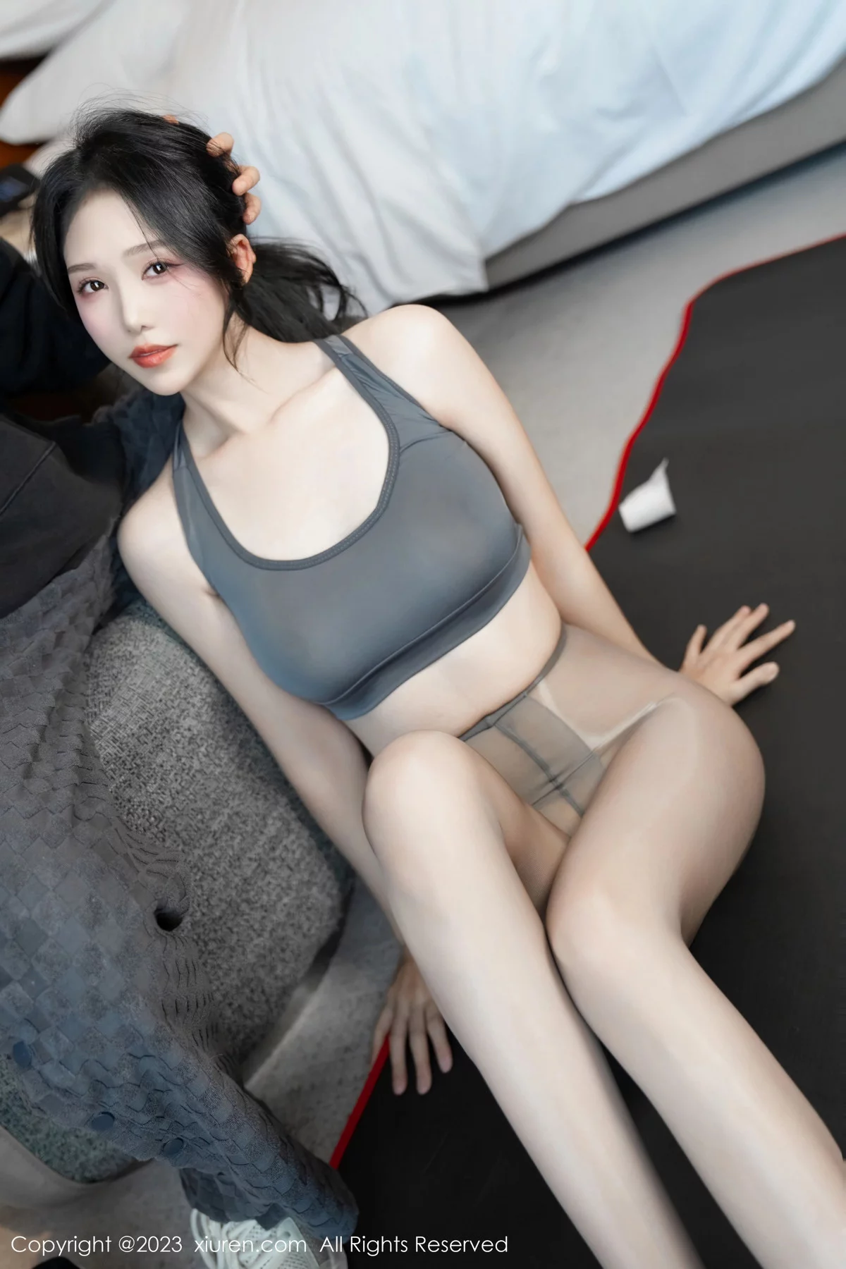 [[XiuRen秀人网]秀人网]No.7882_模特利世性感灰色瑜伽服饰配超薄无内灰丝秀曼妙身姿诱惑写真80P