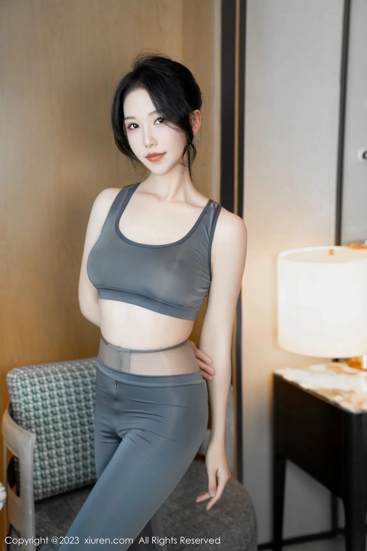 [[XiuRen秀人网]秀人网]No.7882_模特利世性感灰色瑜伽服饰配超薄无内灰丝秀曼妙身姿诱惑写真80P