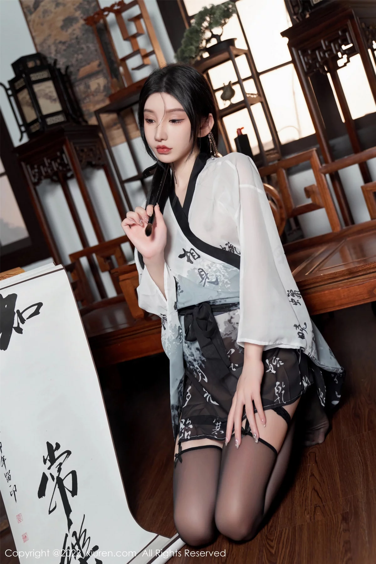 [[XiuRen秀人网]秀人网]No.7891_女神周于希Sally性感黑白薄透长衫配黑丝袜秀完美身材诱惑写真90P