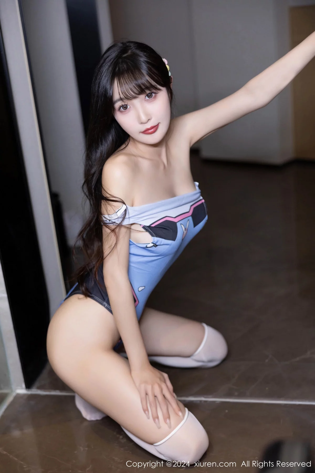 [[XiuRen秀人网]秀人网]No.7940_模特林星阑私房性感蓝色死库水配白丝袜秀苗条曼妙身姿诱惑写真83P