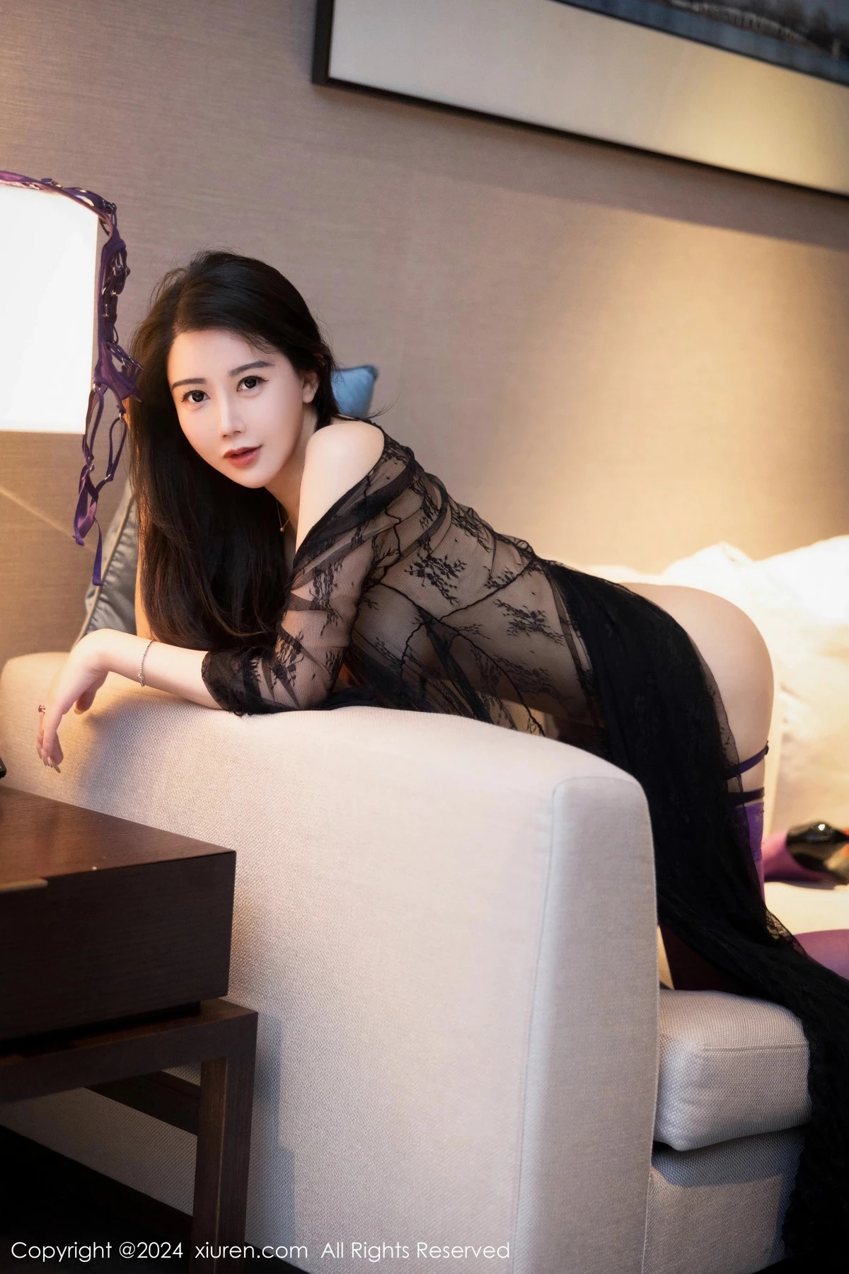 [[XiuRen秀人网]秀人网]No.8046_新人模特李若汐黑色薄纱长裙露紫色情趣内衣秀惹火身段诱惑写真94P