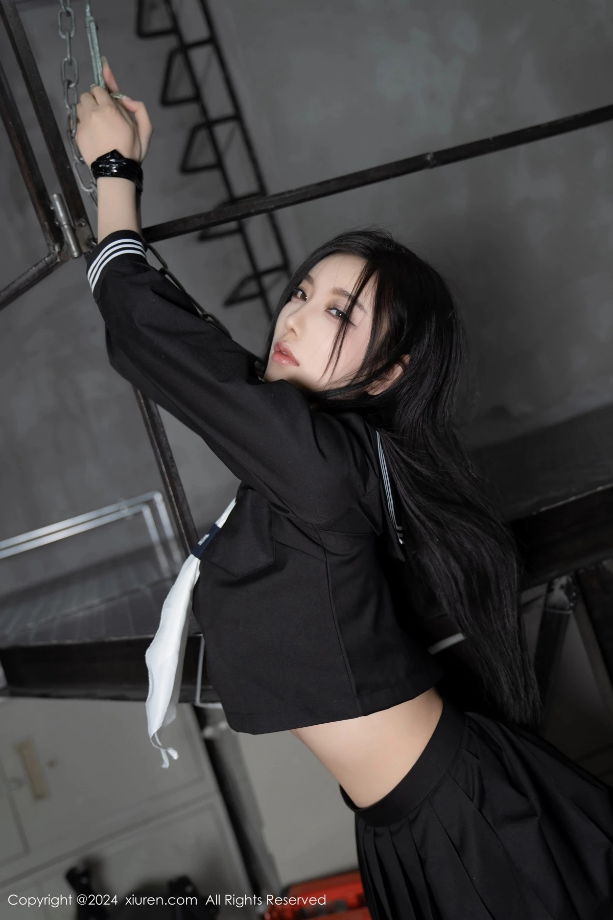 [[XiuRen秀人网]秀人网]No.8080_女神杨晨晨Yome性感黑色制服露黄色内衣秀丰腴身材完美诱惑写真90P