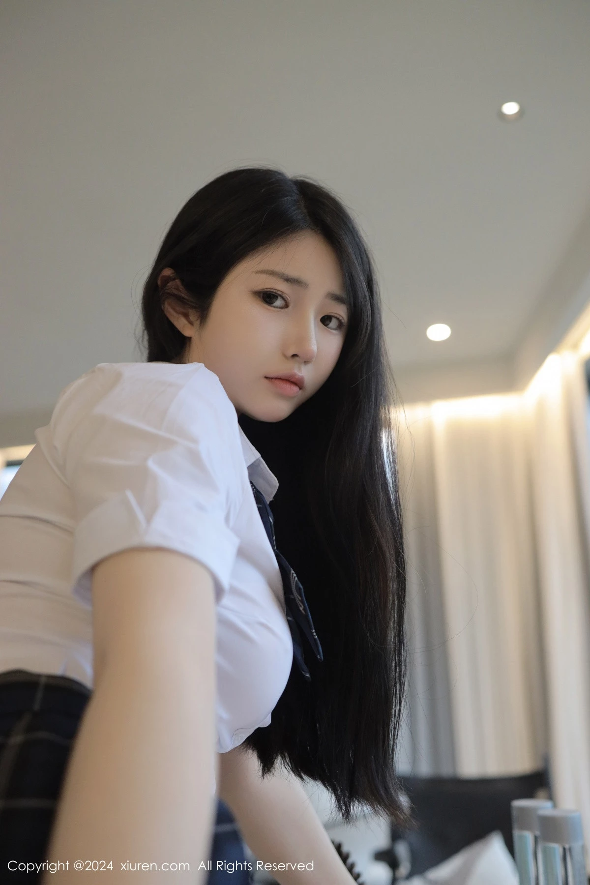 [[XiuRen秀人网]秀人网]No.8173_模特陈小花性感白衬衫配黑色格子短裙秀曼妙身姿迷人诱惑写真83P