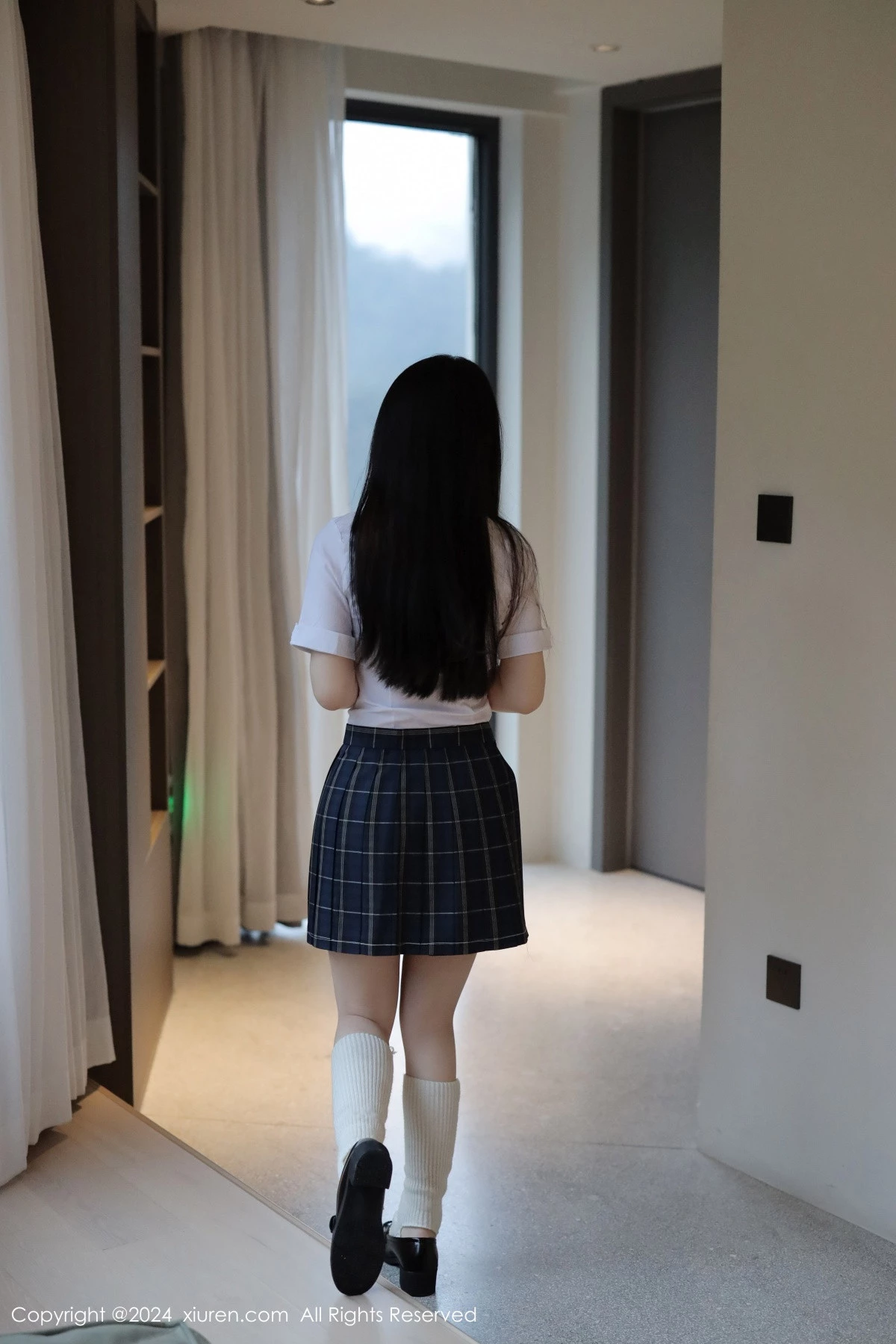[[XiuRen秀人网]秀人网]No.8173_模特陈小花性感白衬衫配黑色格子短裙秀曼妙身姿迷人诱惑写真83P