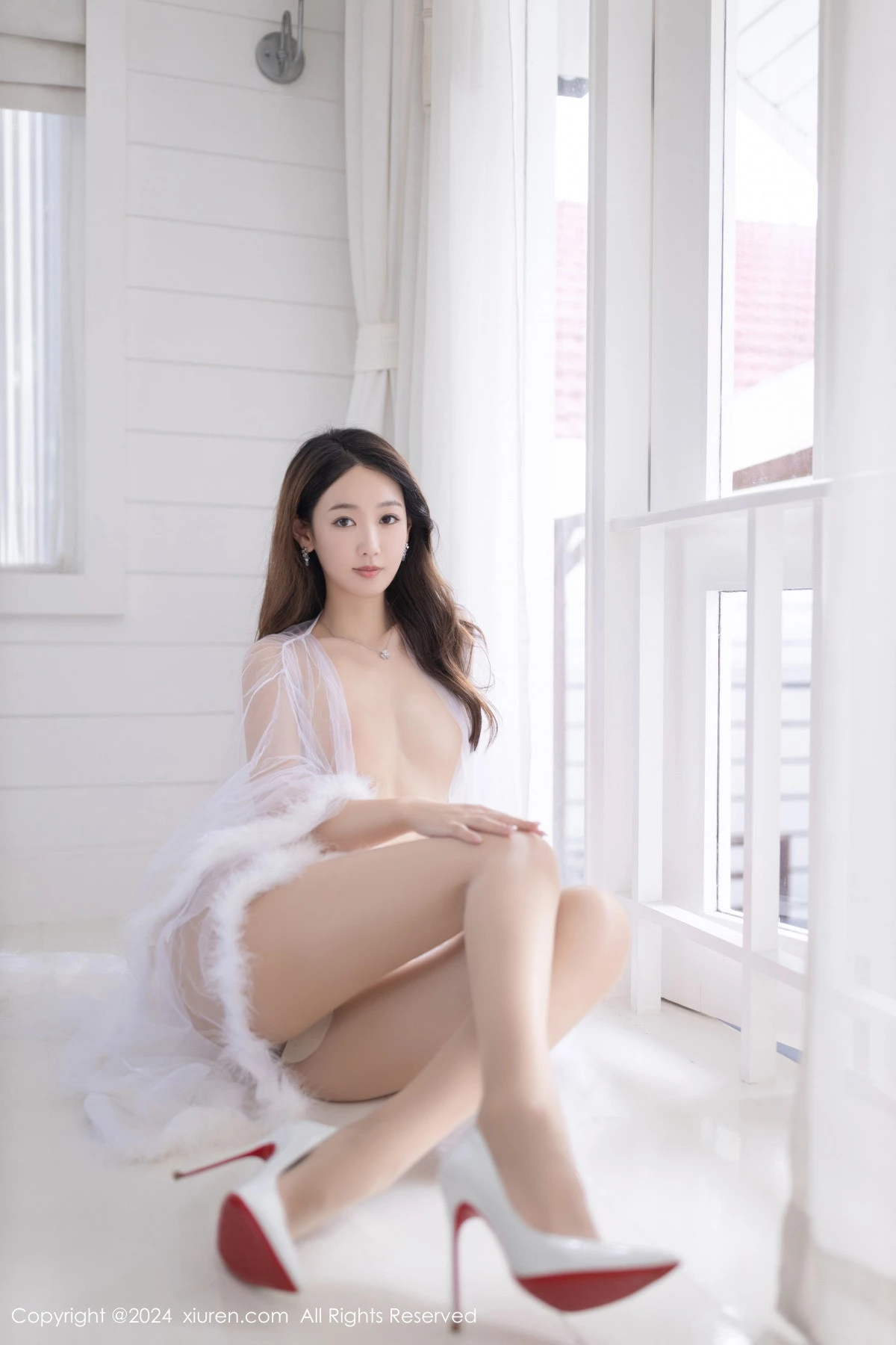 [[XiuRen秀人网]秀人网]No.8174_模特唐安琪私房性感薄透白纱裙配白丝袜秀曼妙身姿撩人诱惑写真80P