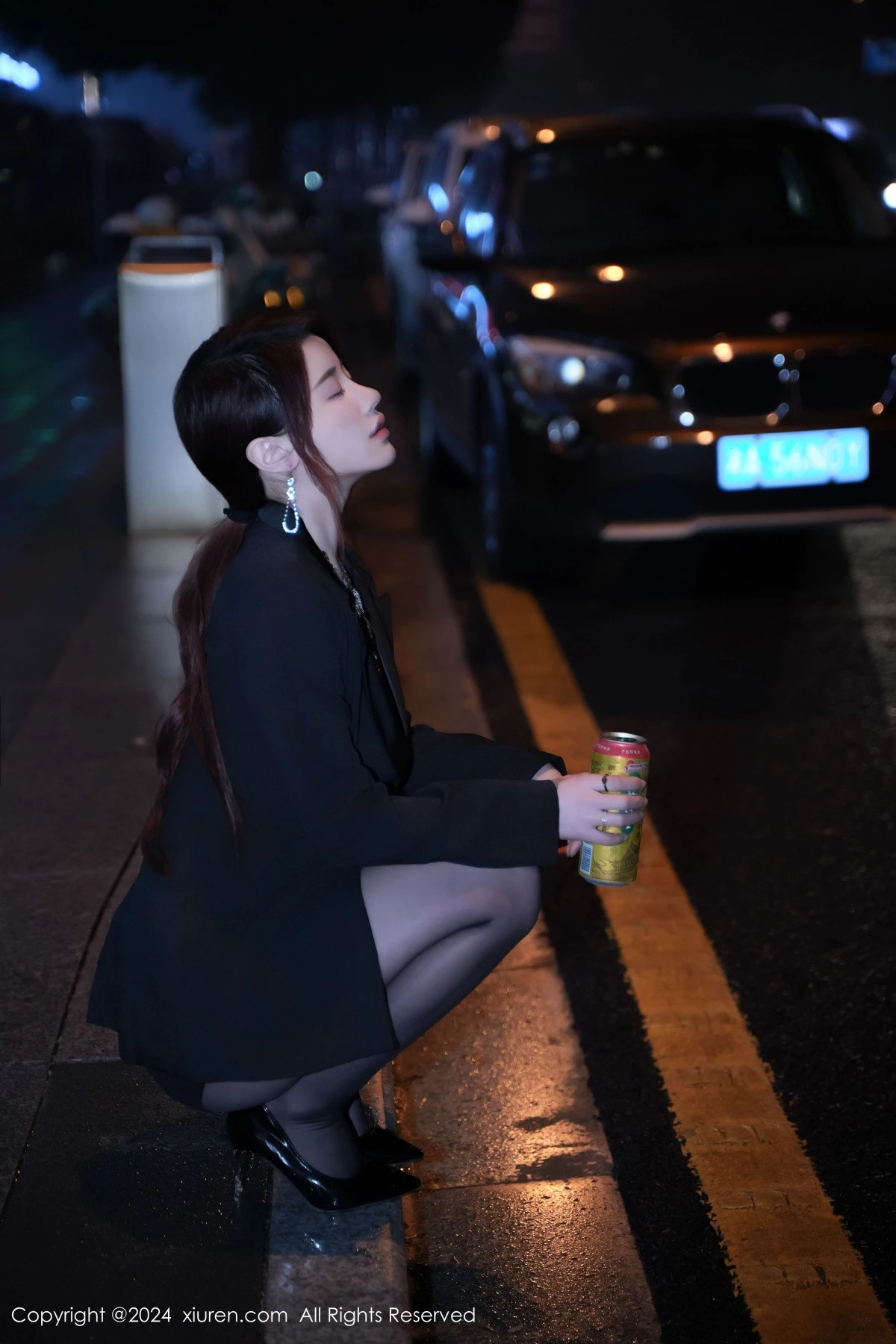 [[XiuRen秀人网]秀人网]No.8199_模特美七Mia性感黑色内衣服饰配超薄黑丝秀丰腴身材惹火诱惑写真69P