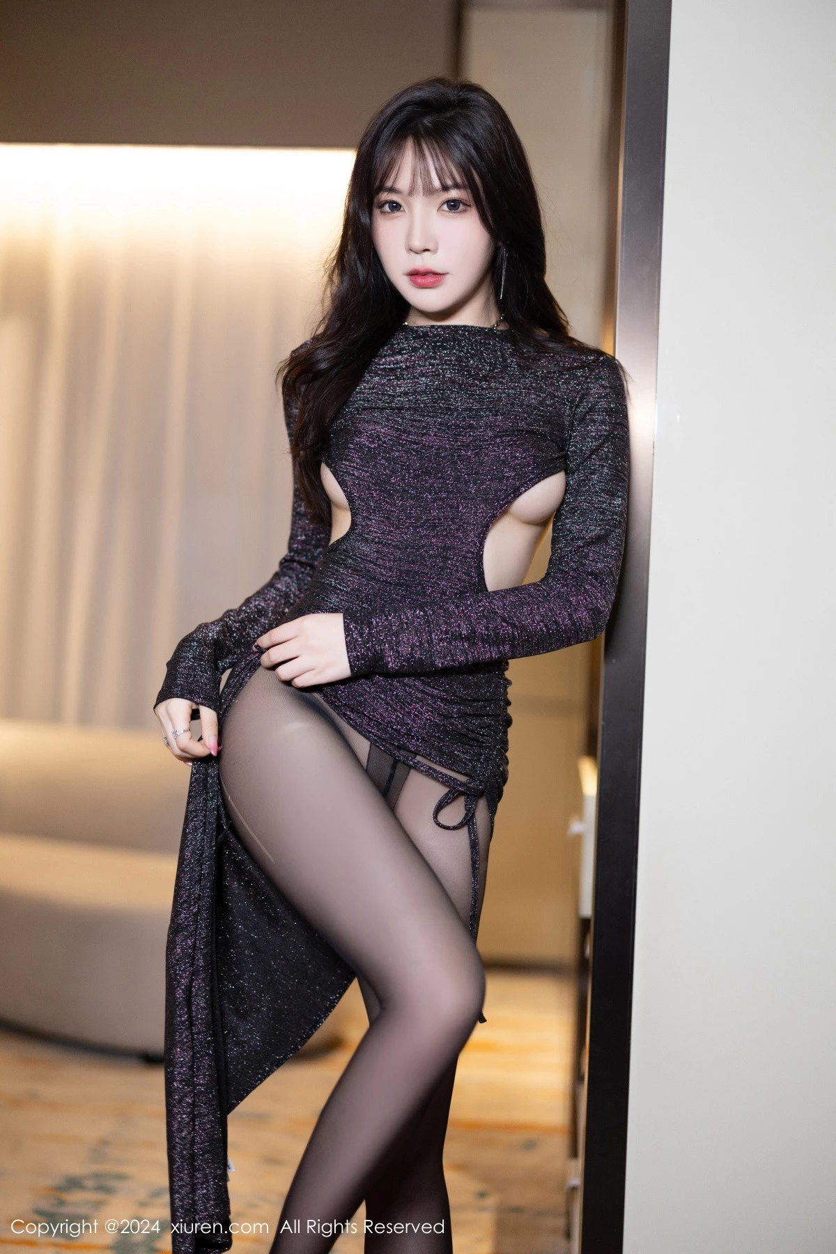 [[XiuRen秀人网]秀人网]No.8200_女神徐莉芝Booty黑色连衣长裙+紫色情趣服饰秀曼妙身姿诱惑写真88P