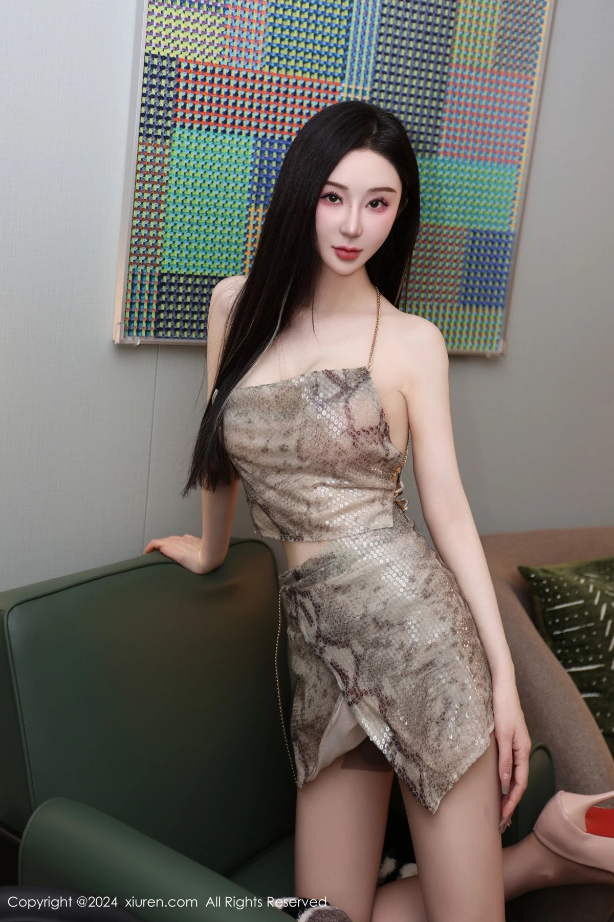 [[XiuRen秀人网]秀人网]No.8207_模特田兮白性感吊带情趣短裙配超薄黑丝秀曼妙身姿迷人诱惑写真58P