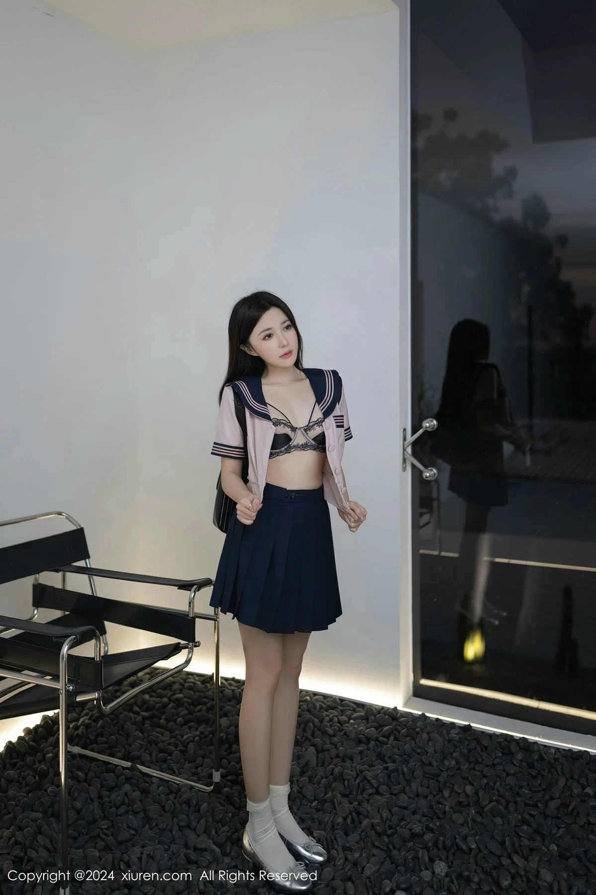[[XiuRen秀人网]秀人网]No.8244_模特鱼子酱Fish性感JK制服配情趣内衣秀曼妙身姿迷人诱惑写真80P