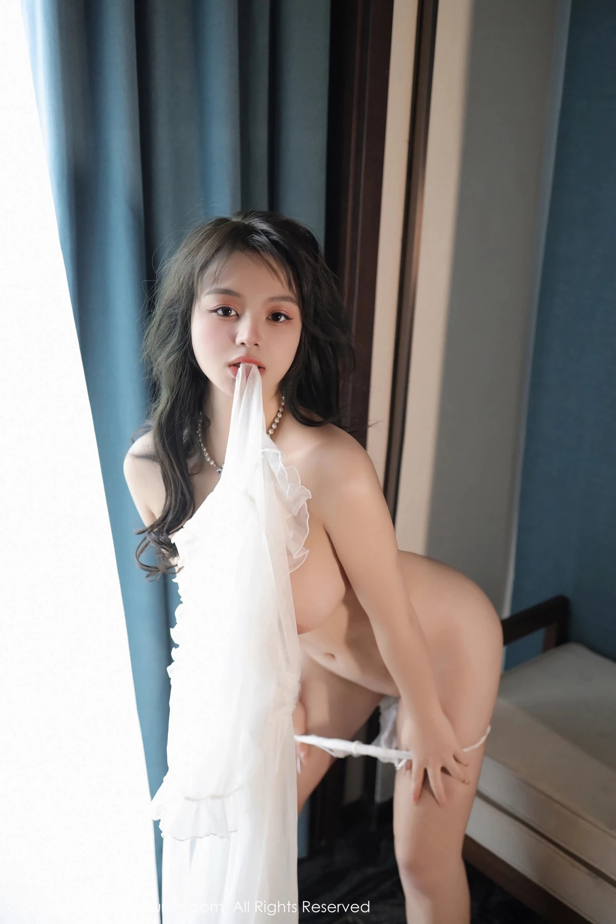 [[XiuRen秀人网]秀人网]No.8106_模特沈思怡私房性感白色轻透情趣睡裙真空秀惹火身材诱惑写真69P