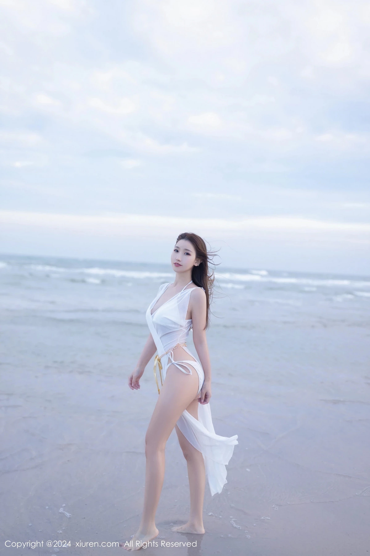 [[XiuRen秀人网]秀人网]No.8123_模特杏子Yada户外性感白色比基尼服饰秀完美身材迷人诱惑写真81P