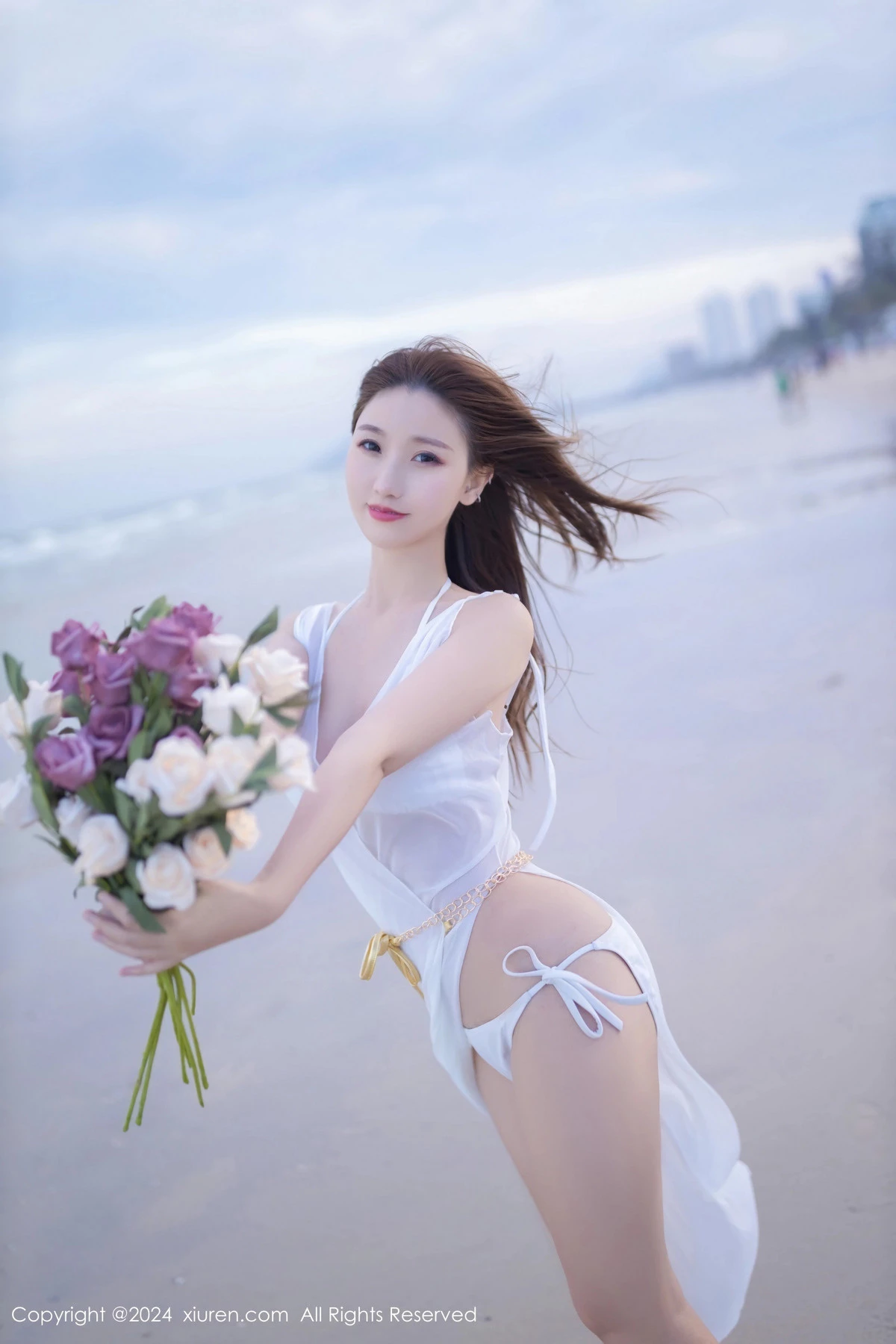 [[XiuRen秀人网]秀人网]No.8123_模特杏子Yada户外性感白色比基尼服饰秀完美身材迷人诱惑写真81P