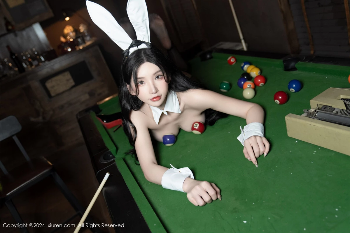 [[XiuRen秀人网]秀人网]No.8318_女神周于希Sally白色皮质高叉连体衣配开档黑丝秀美腿诱惑写真107P