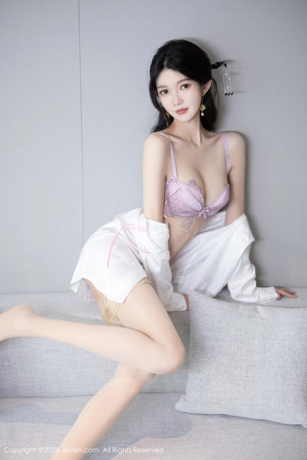 [[XiuRen秀人网]秀人网]No.8347_模特程程程私房性感紫色内衣配诱人丝袜秀曼妙身姿迷人诱惑写真85P