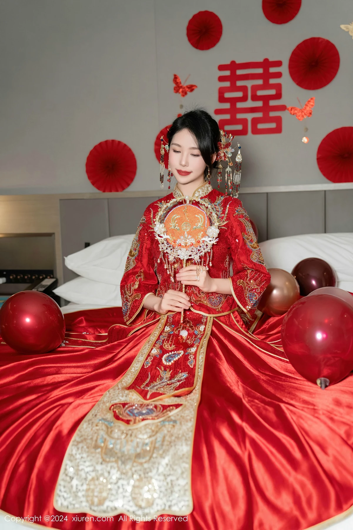 [[XiuRen秀人网]秀人网]No.8376_模特利世性感红色新娘妆露红色内衣配超薄闪亮肉丝完美诱惑写真95P