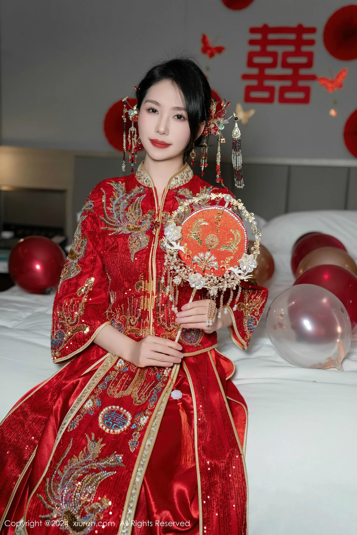[[XiuRen秀人网]秀人网]No.8376_模特利世性感红色新娘妆露红色内衣配超薄闪亮肉丝完美诱惑写真95P