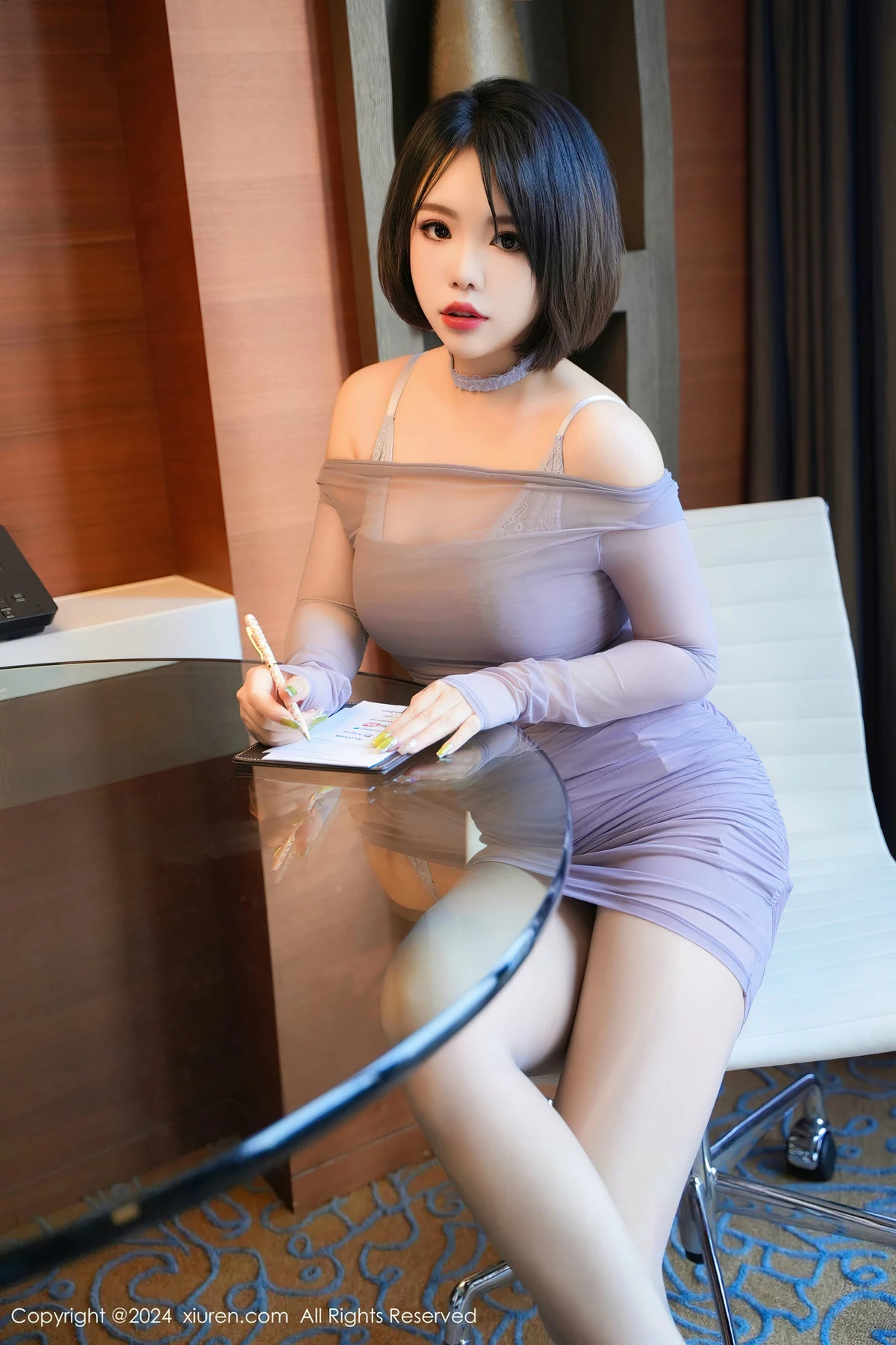 [[XiuRen秀人网]秀人网]No.8391_模特陆萱雅性感紫色套裙露紫灰色内衣配丝袜秀完美身材诱惑写真80P