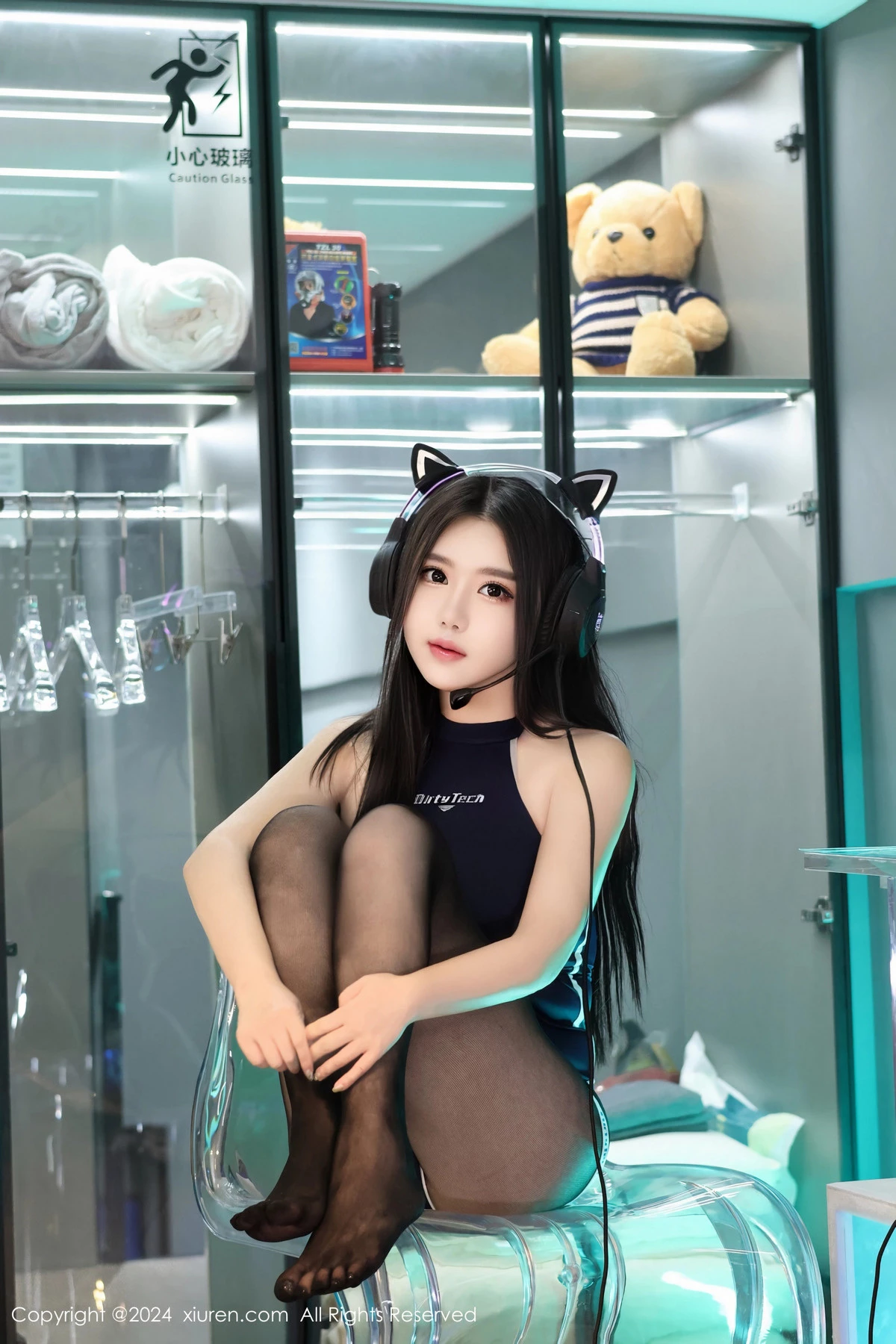 [[XiuRen秀人网]秀人网]No.8432_模特小薯条nienie性感蓝色连体衣配超薄黑丝秀曼妙身姿诱惑写真84P