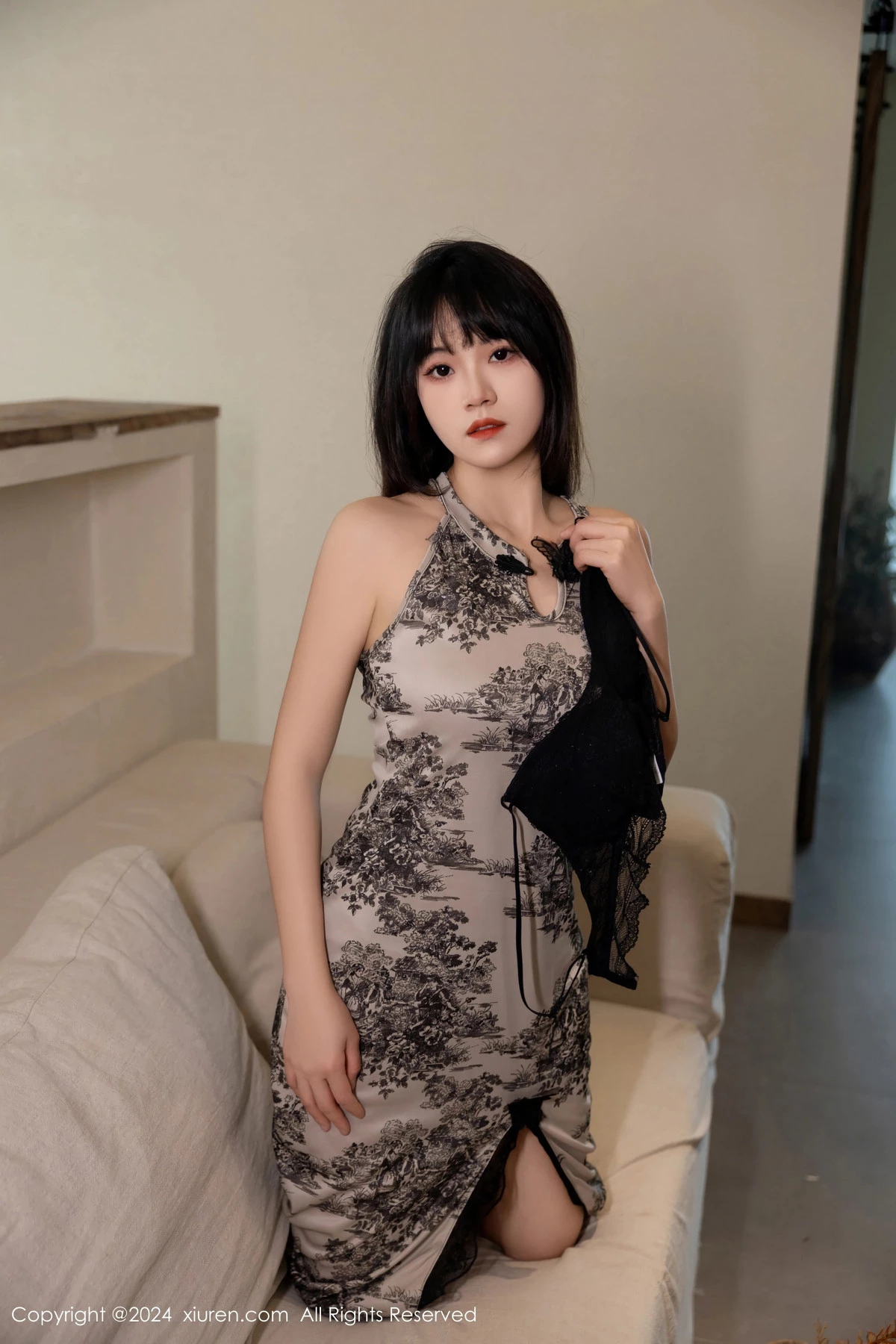 [[XiuRen秀人网]秀人网]No.8434_模特唐安诺性感带图案连衣短裙露黑色内衣秀曼妙身姿诱惑写真59P