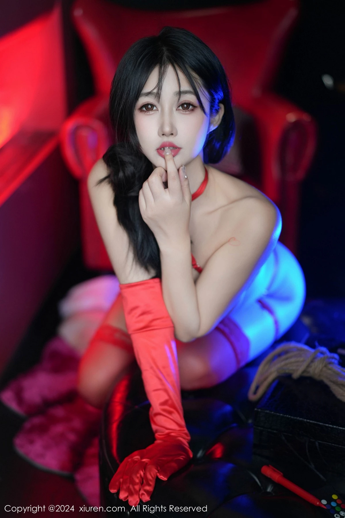 [[XiuRen秀人网]秀人网]No.8555_模特laura阿姣性感红色情趣内衣配红色丝袜秀曼妙身姿诱惑写真95P