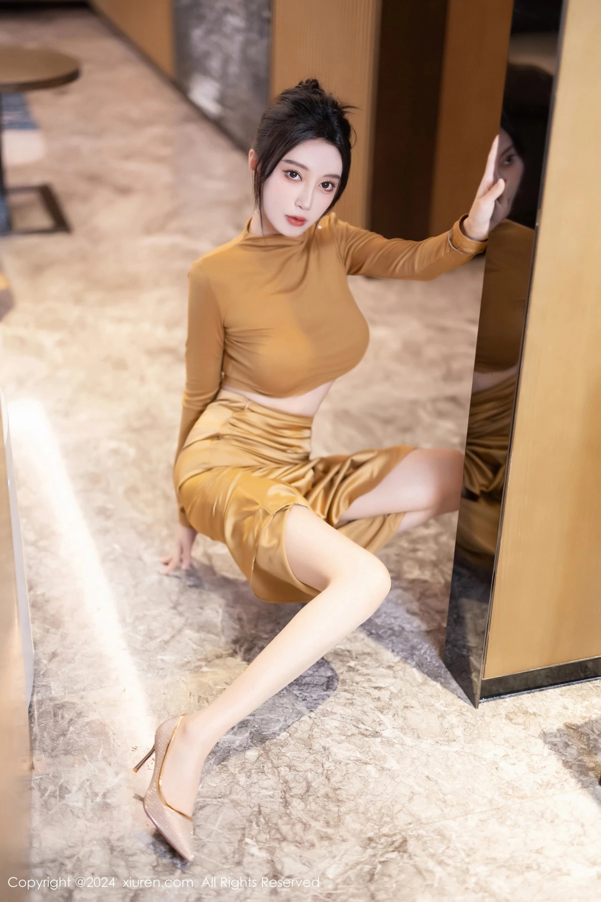 [[XiuRen秀人网]秀人网]No.8574_模特玥儿玥性感黄色长裙配原色丝袜+黑色情趣内衣惹火诱惑写真81P