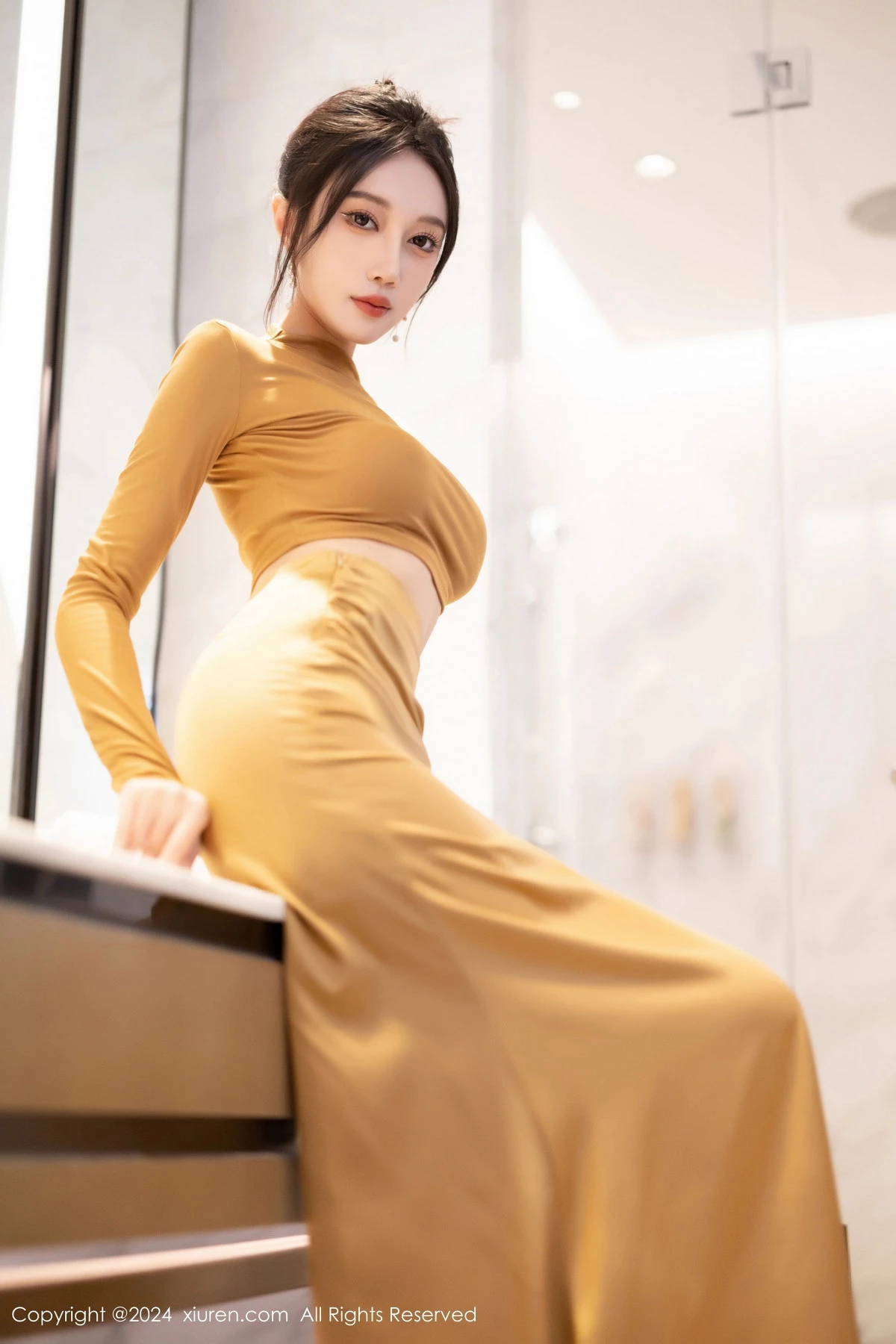 [[XiuRen秀人网]秀人网]No.8574_模特玥儿玥性感黄色长裙配原色丝袜+黑色情趣内衣惹火诱惑写真81P