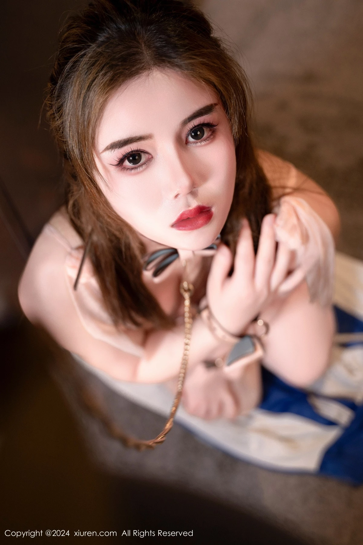 [[XiuRen秀人网]秀人网]No.8621_新人模特粉嫩嫩性感学妹服饰露粉色内衣配超薄肉丝迷人诱惑写真82P