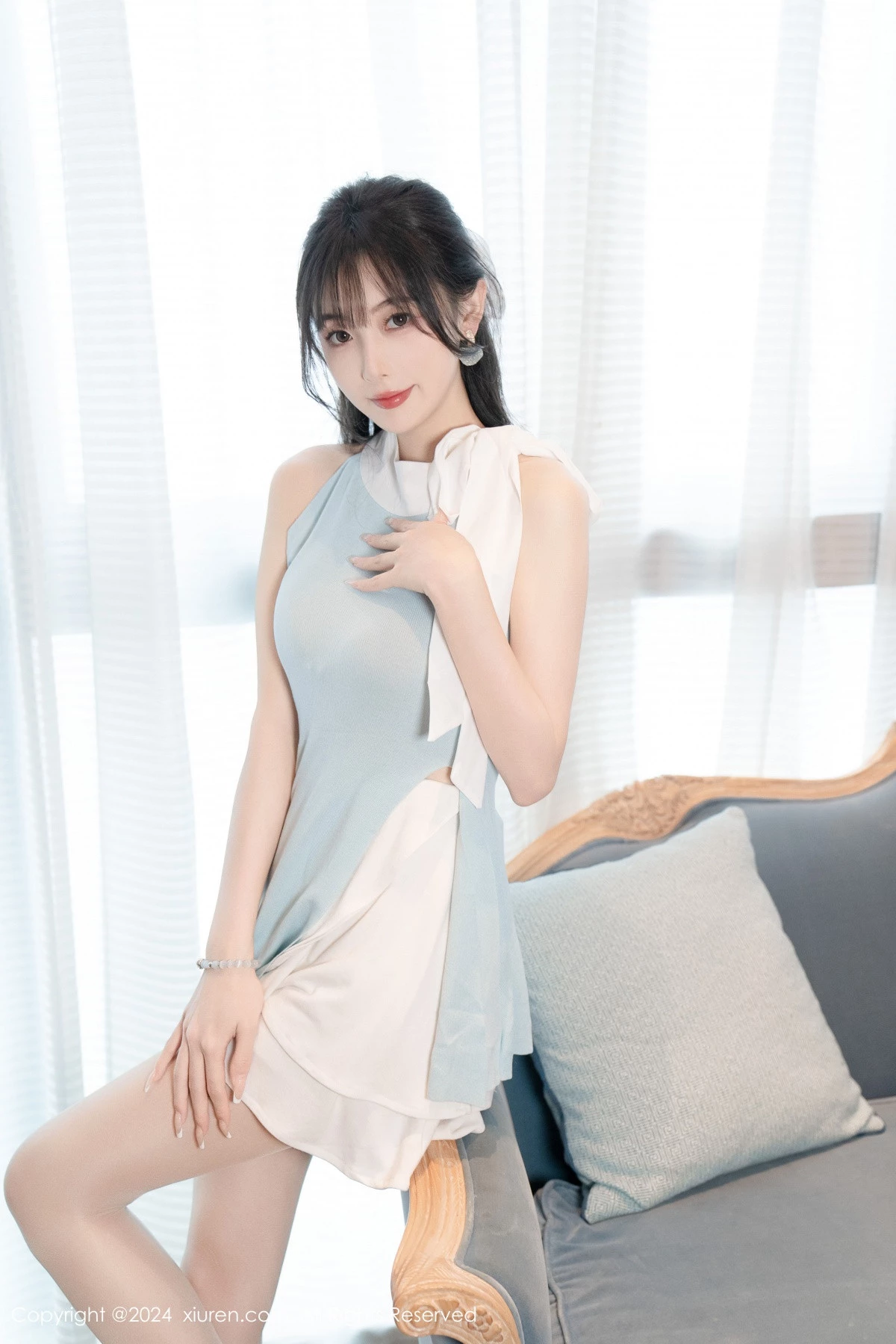 [[XiuRen秀人网]秀人网]No.8761_模特林星阑性感蓝白连衣短裙露黑色情趣内衣秀曼妙身姿诱惑写真101P
