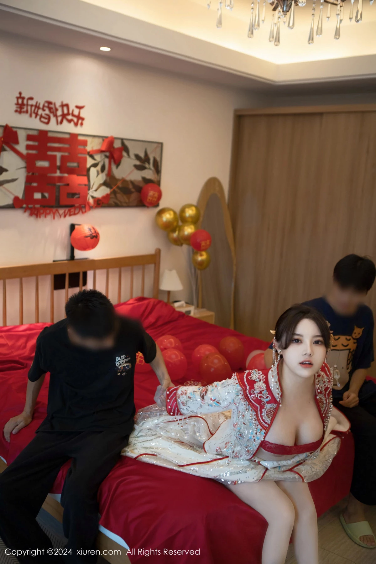 [[XiuRen秀人网]秀人网]No.8780_模特豆瓣酱闹新娘主题红色新娘装配超薄肉丝秀丰腴身材诱惑写真111P