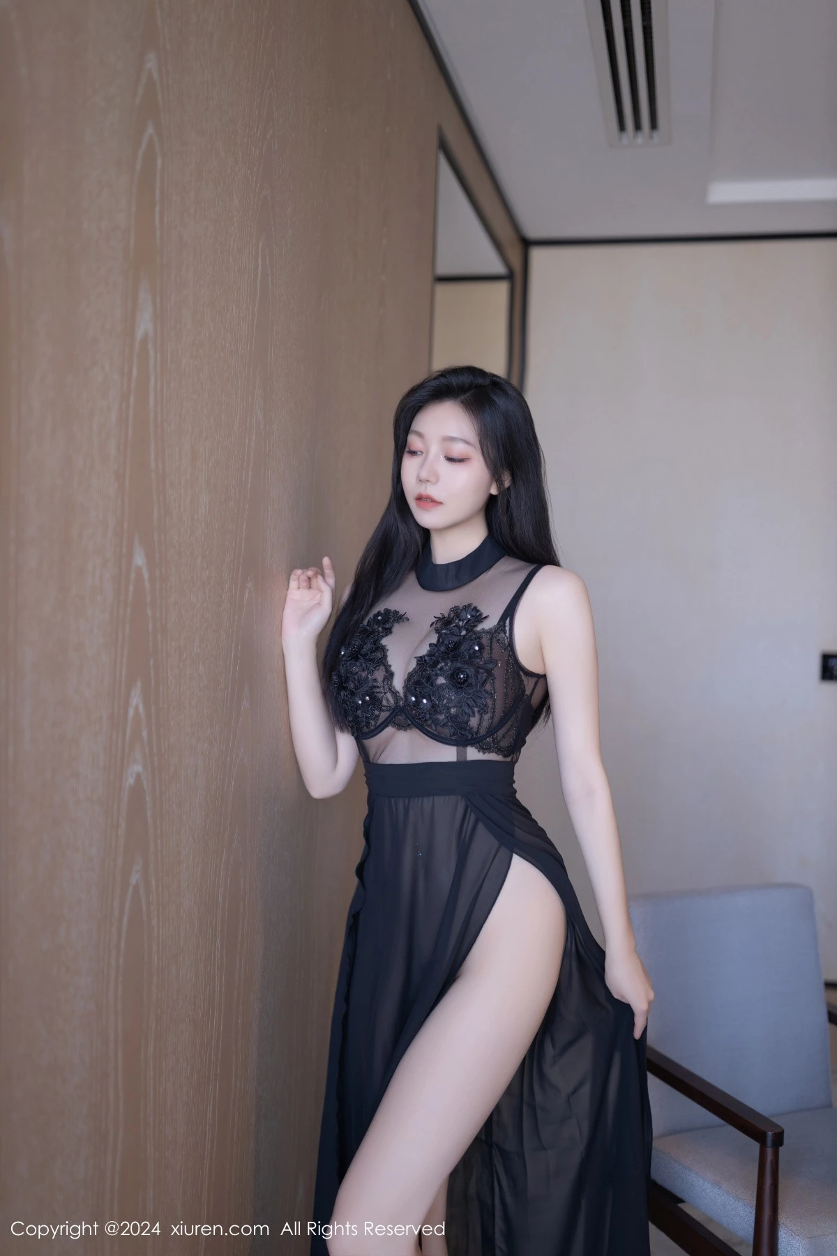 [[XiuRen秀人网]秀人网]No.8792_模特安然anran性感黑色薄纱连衣裙露黑色内衣秀曼妙身姿诱惑写真80P
