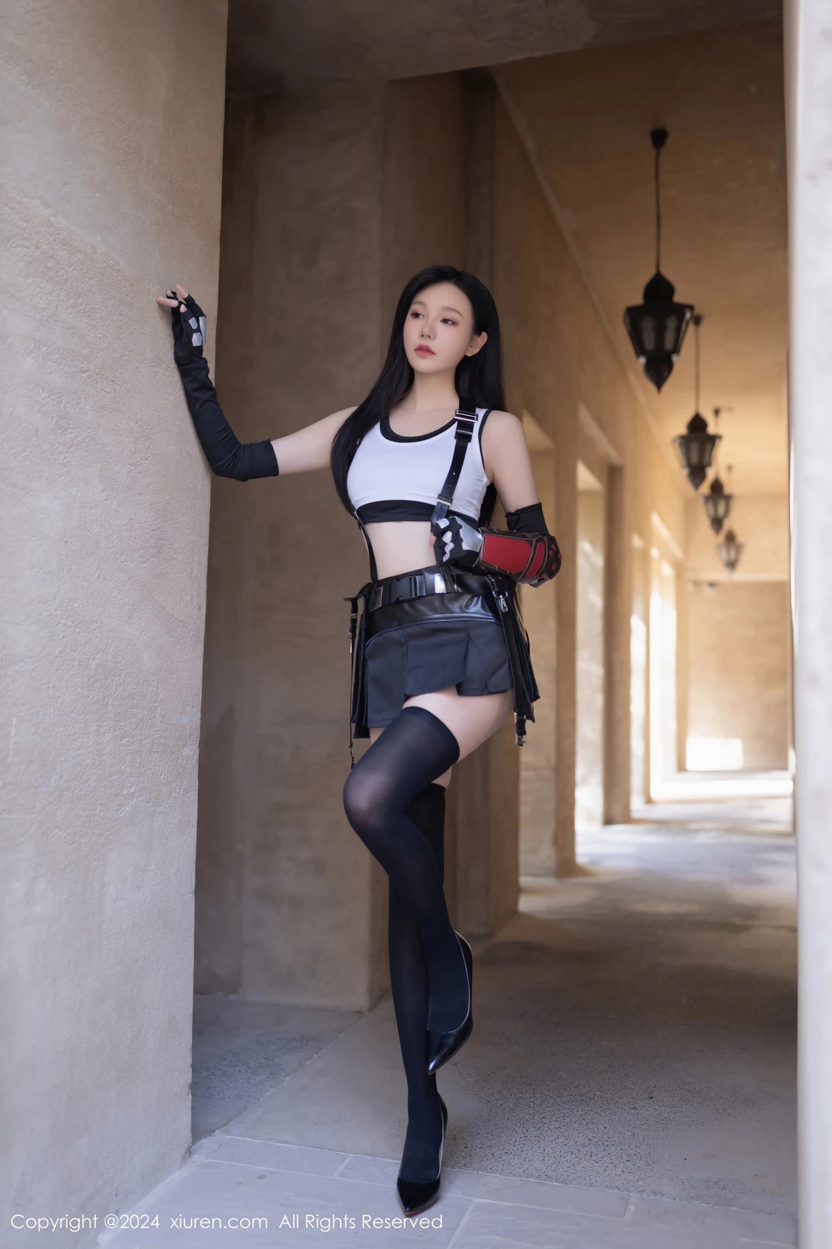 [[XiuRen秀人网]秀人网]No.8829_模特安然anran性感CosPlay蒂法服饰配黑丝袜秀柔美身姿诱惑写真80P