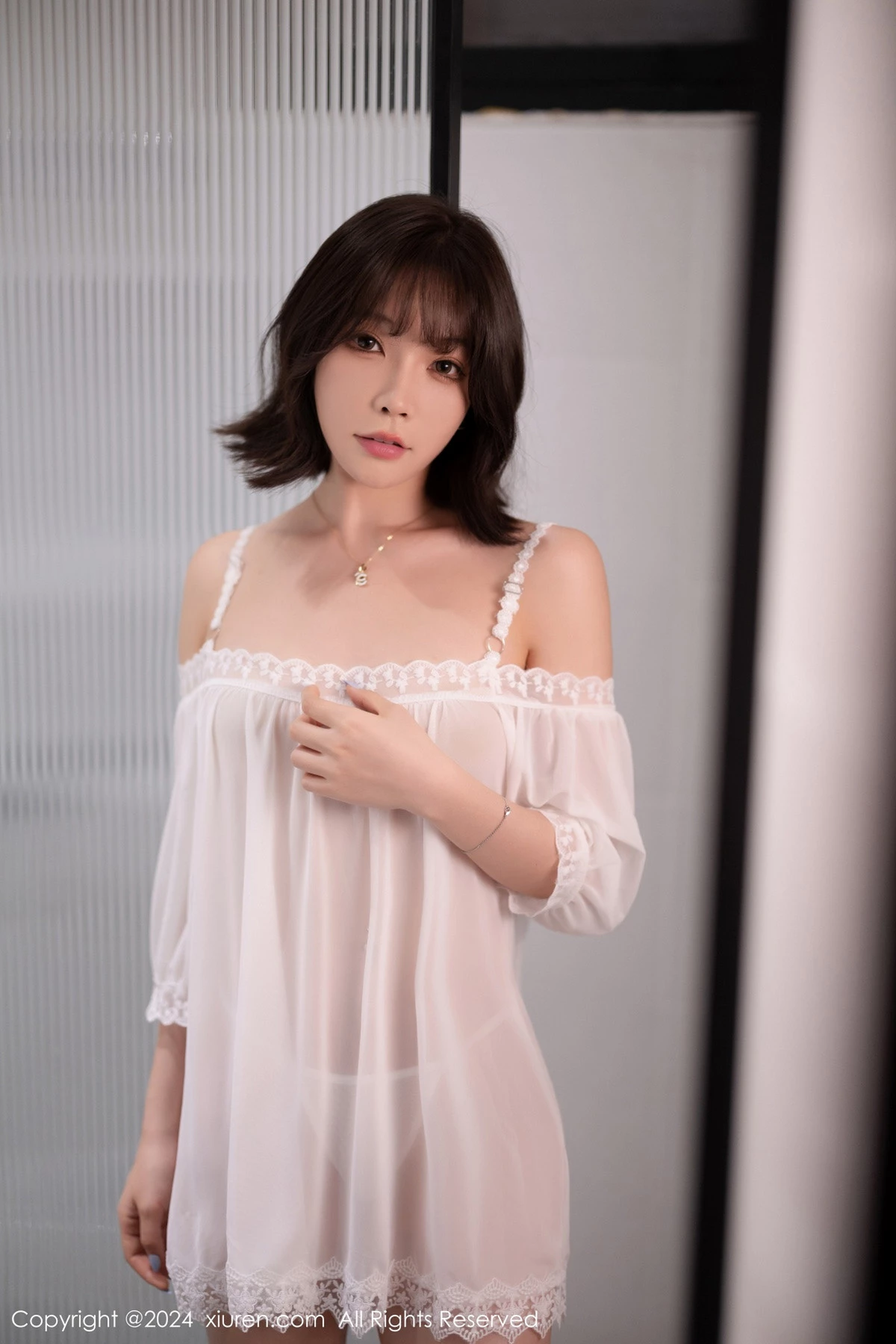 [[XiuRen秀人网]秀人网]No.8836_模特徐莉芝Booty性感粉色服饰+白色蕾丝内衣秀曼妙身姿诱惑写真87P