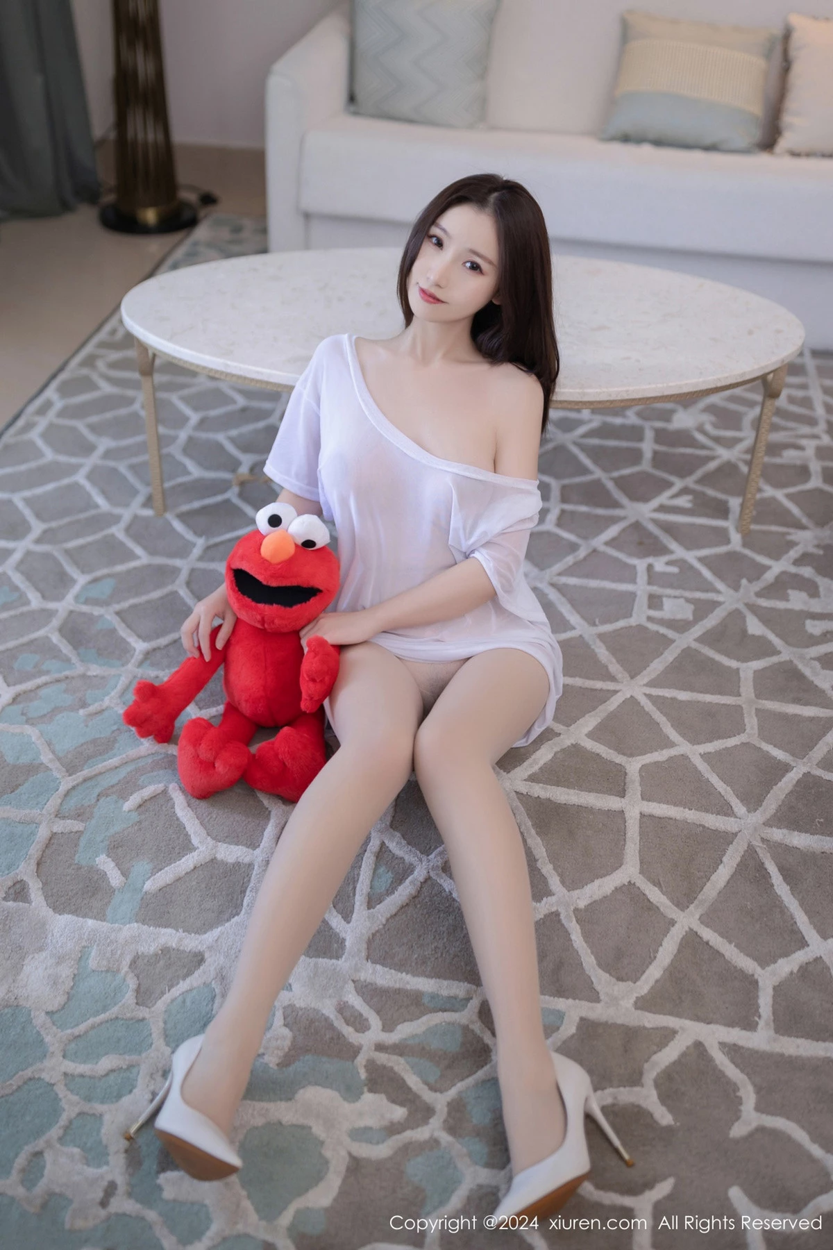 [[XiuRen秀人网]秀人网]No.8834_模特杏子Yada白色轻透连衣短裙配超薄肉丝秀曼妙身姿诱惑写真84P