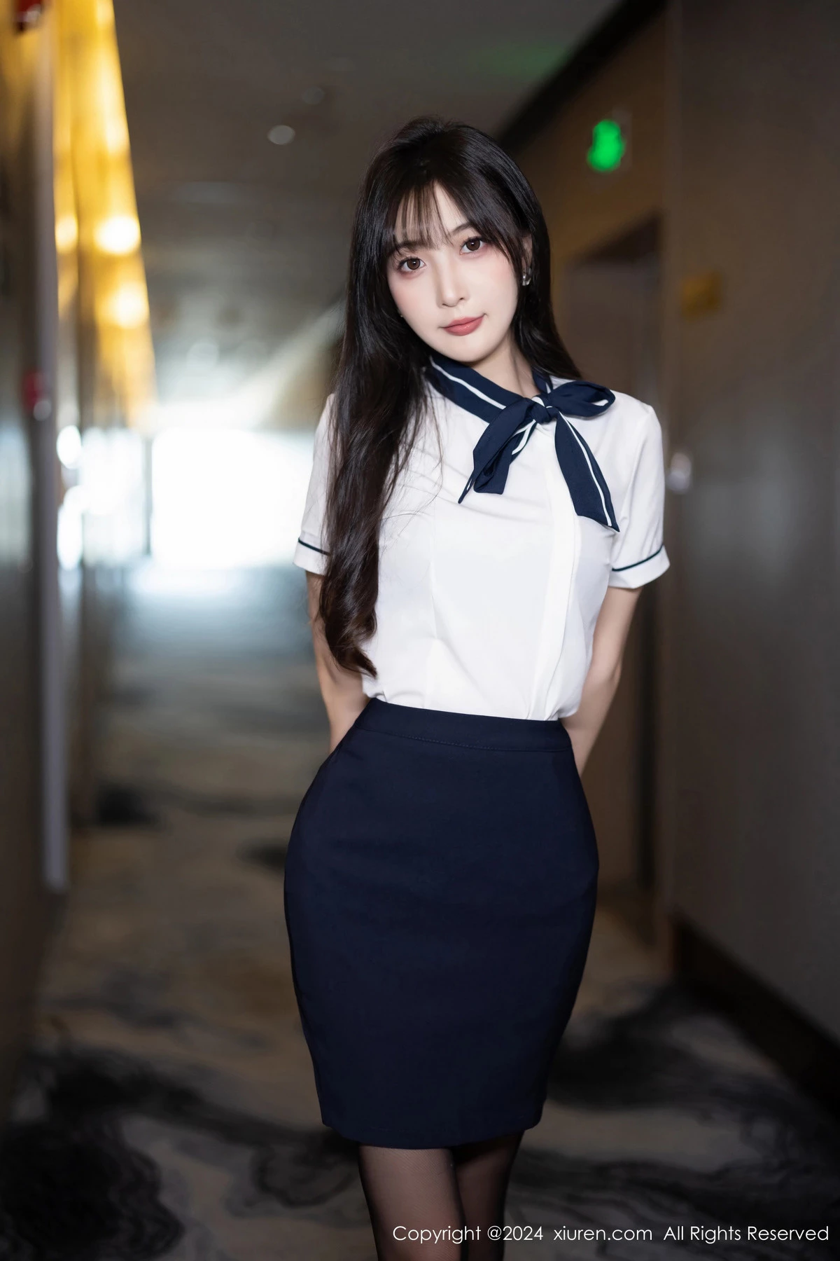 [[XiuRen秀人网]秀人网]No.8727_模特林星阑性感深色制服露黑色内衣配黑丝吊袜秀曼妙身姿诱惑写真91P