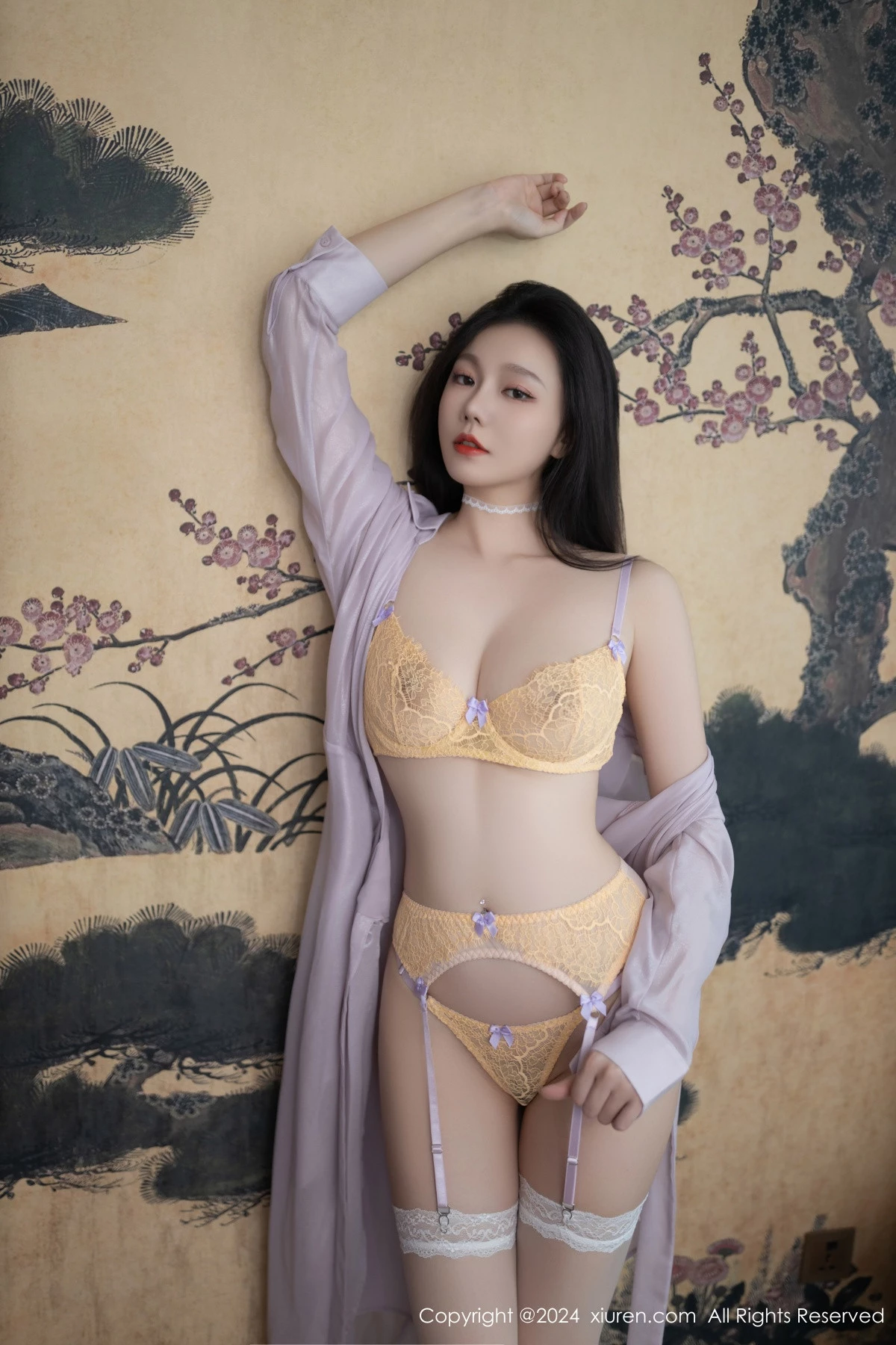 [[XiuRen秀人网]秀人网]No.9009_模特安然anran性感黄色蕾丝内衣配白丝吊袜秀完美身材诱惑写真80P