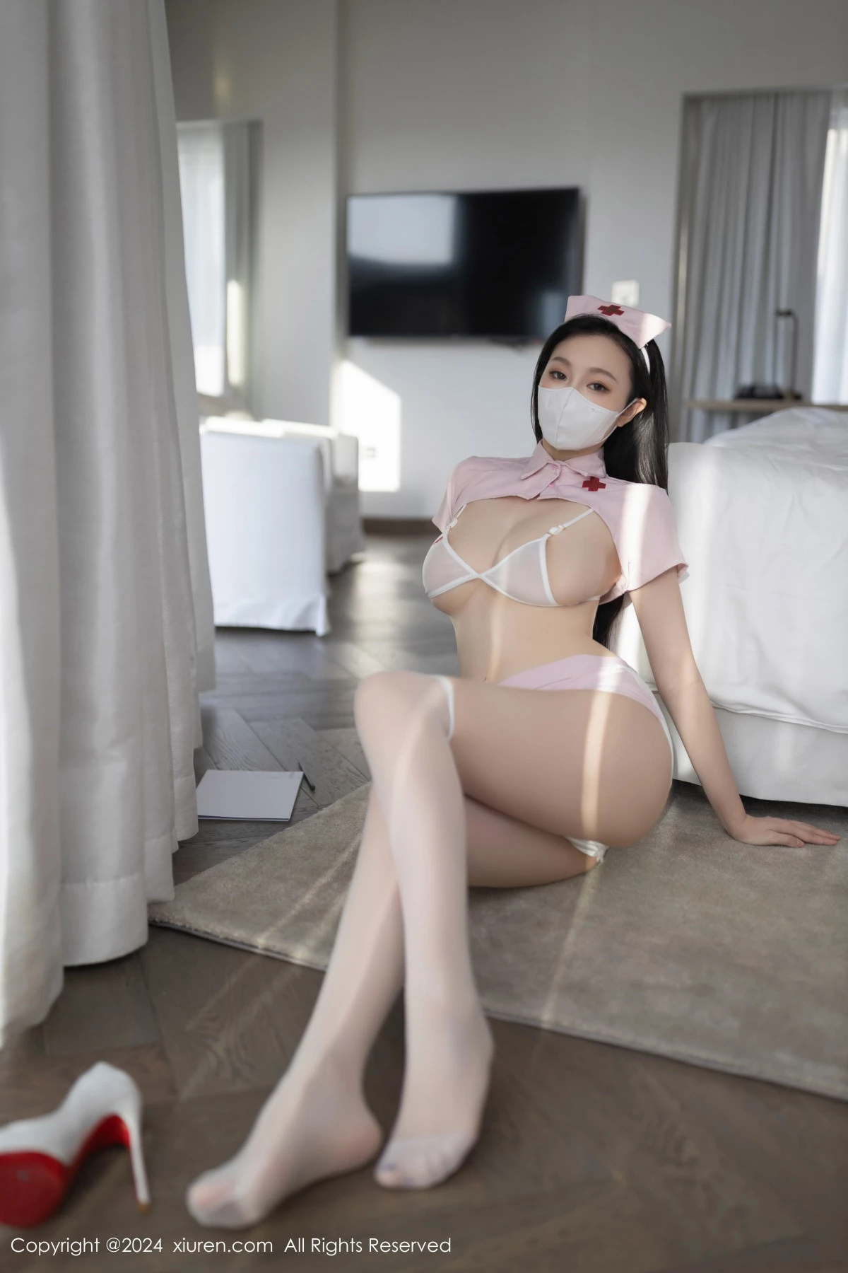 [[XiuRen秀人网]秀人网]No.9075_模特安然anran性感粉色护士制服露白色内衣配白丝袜撩人诱惑写真80P