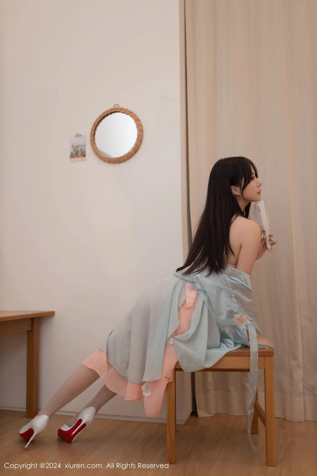 [[XiuRen秀人网]秀人网]No.9093_模特鱼子酱Fish性感古风薄纱服饰配白丝袜秀曼妙身姿诱惑写真80P