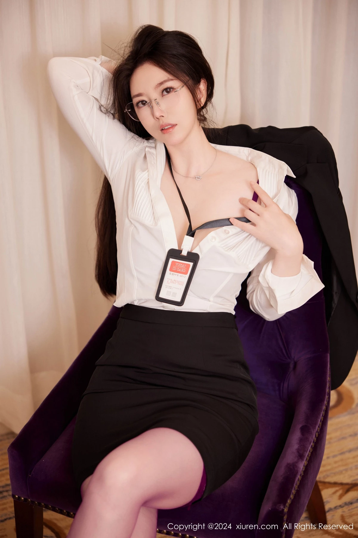 [[XiuRen秀人网]秀人网]No.9131_模特白茹雪abby性感白T配黑短裙露紫丝吊袜秀丰腴身姿诱惑写真87P