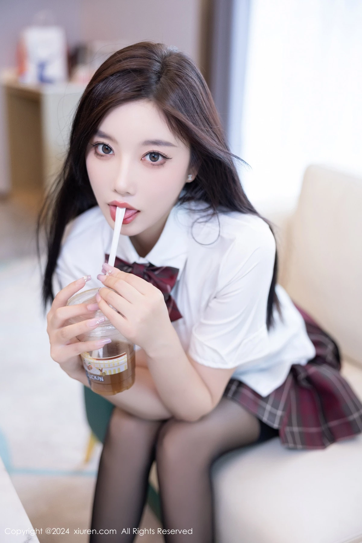 [[XiuRen秀人网]秀人网]No.9064_女神杨晨晨Yome性感JK制服配黑丝吊袜秀丰腴身材完美诱惑写真101P