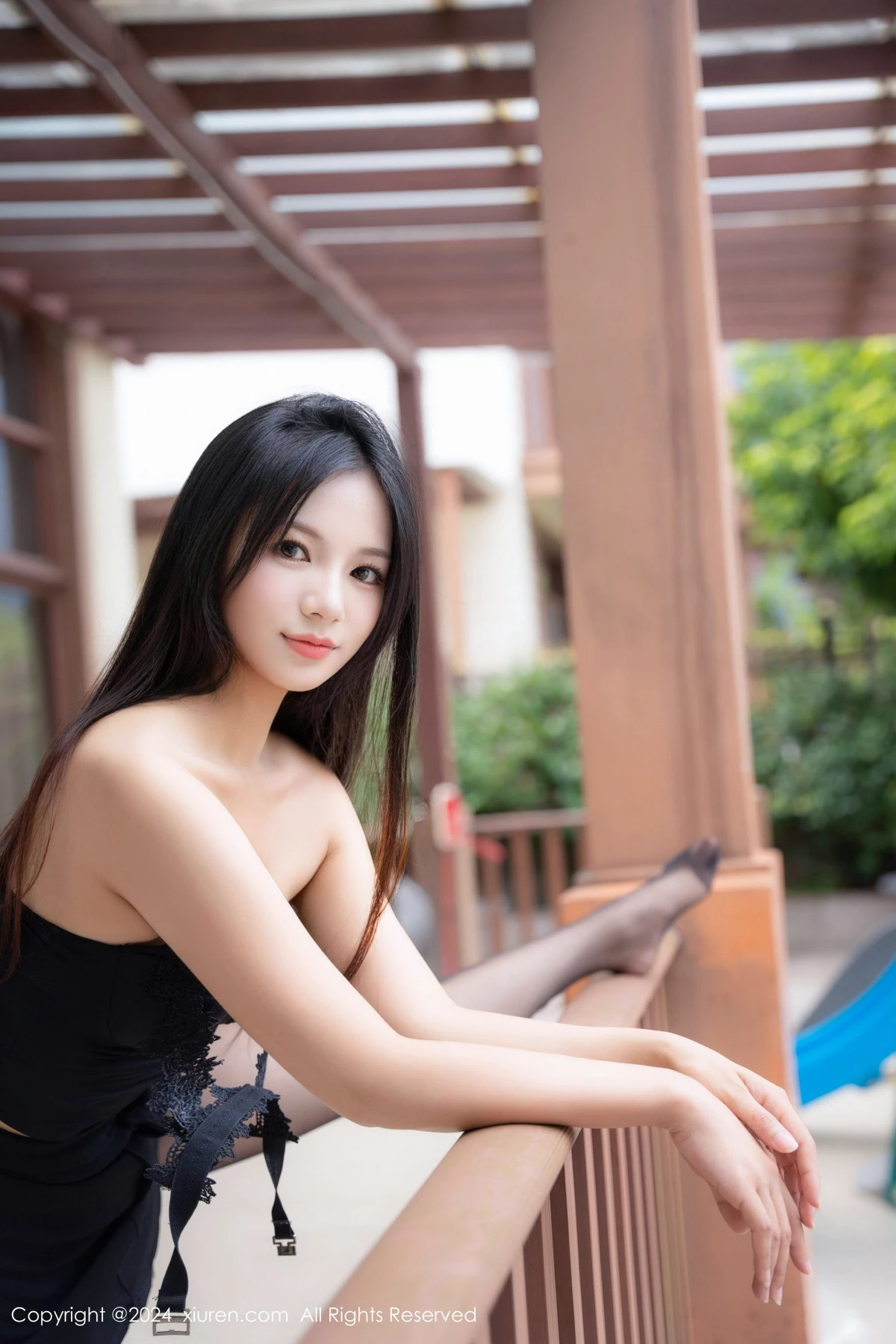 [[XiuRen秀人网]秀人网]No.9191_新人模特奶茹性感黑色吊带服饰配超薄黑丝秀凹凸身材诱惑写真89P