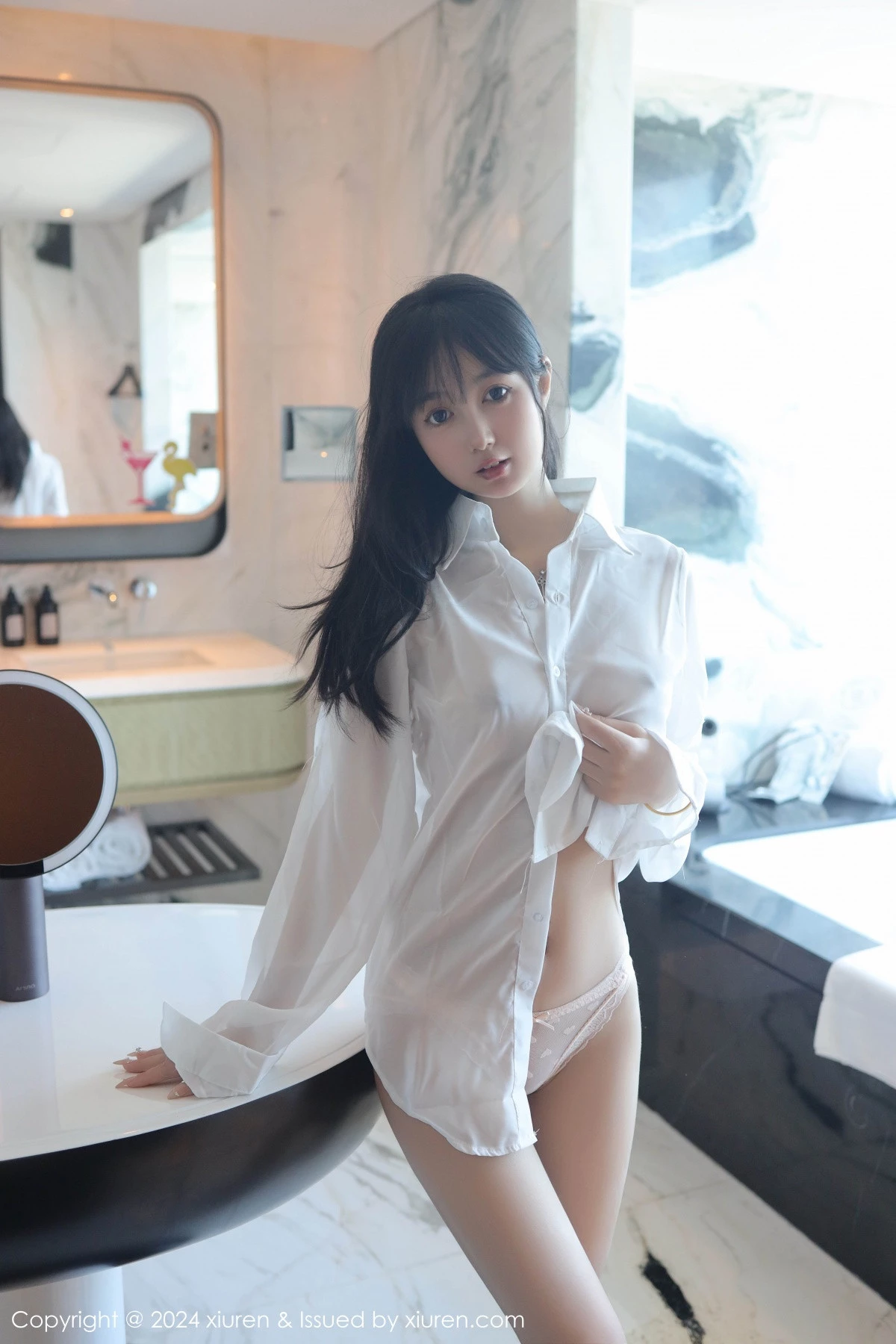 [[XiuRen秀人网]秀人网]No.9251_新人模特林好好私房浴室性感白色衬衣半脱秀曼妙身姿诱惑写真67P